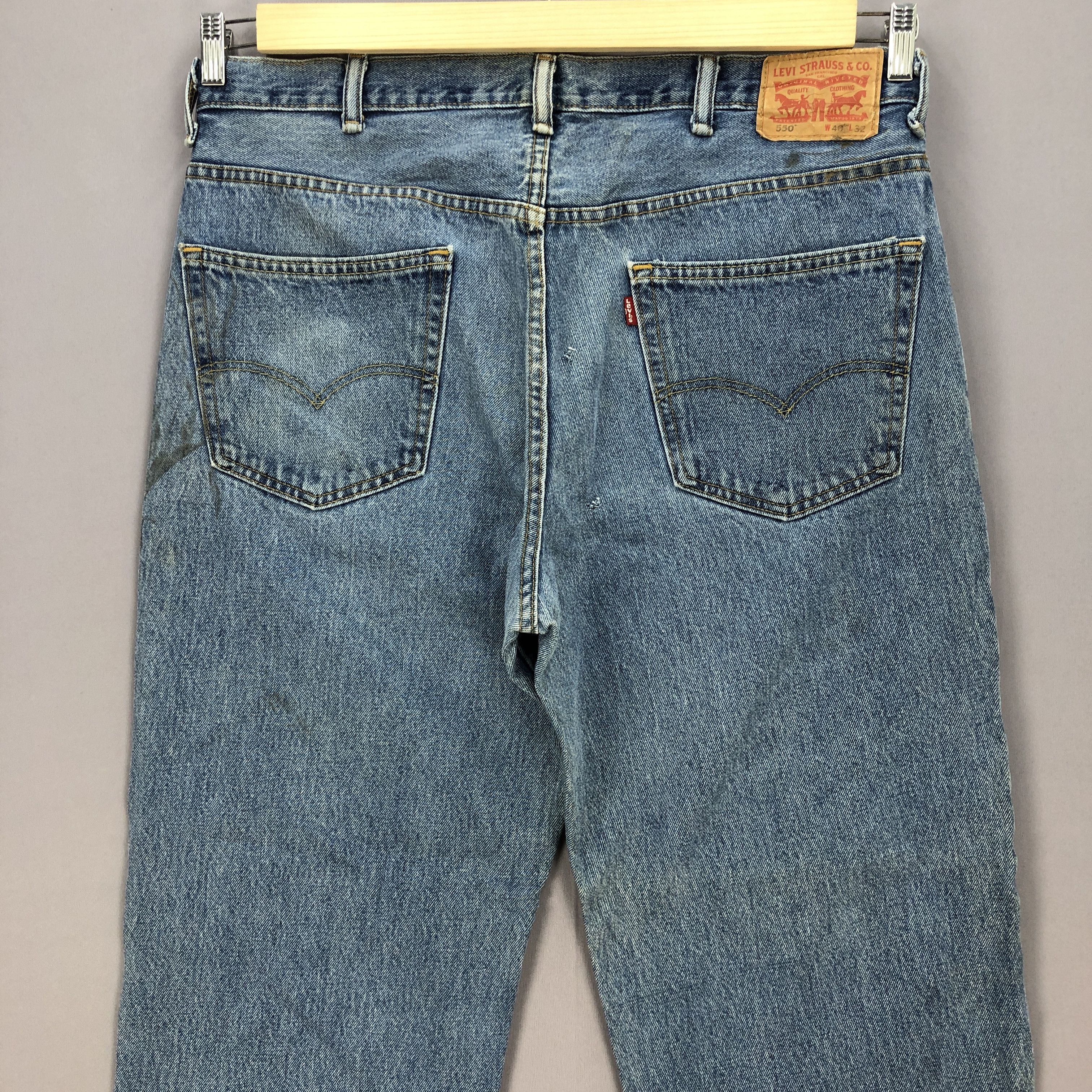 Levi's Vintage Levis 550 Dirty Jeans Levi's Stone Wash Denim Size US 38 / EU 54 - 4 Thumbnail