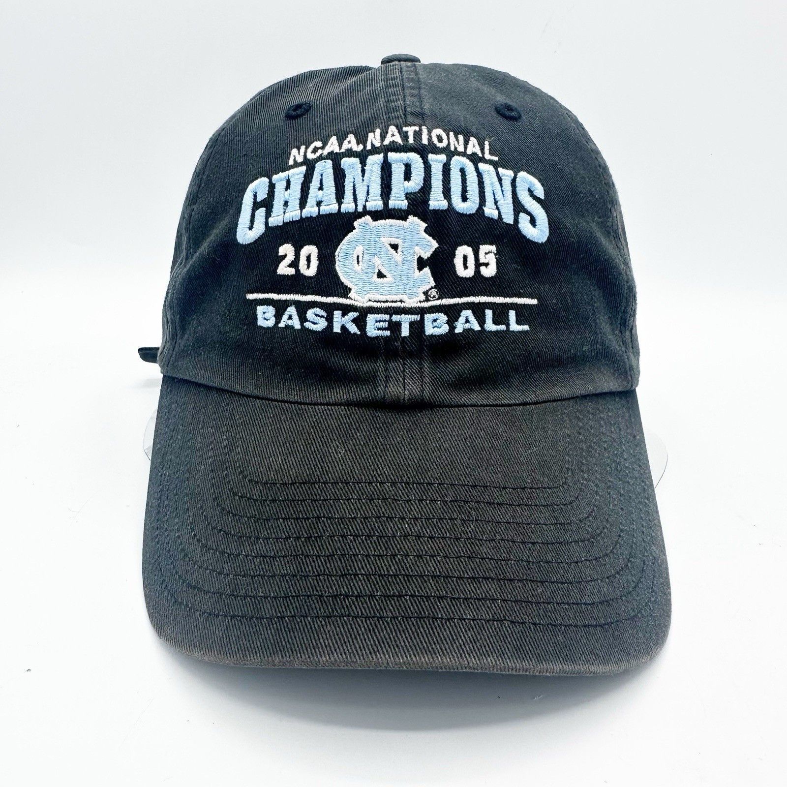 Twins Enterprise Inc. Vintage North Carolina 2005 National Basketball Champs Hat Size ONE SIZE - 2 Thumbnail