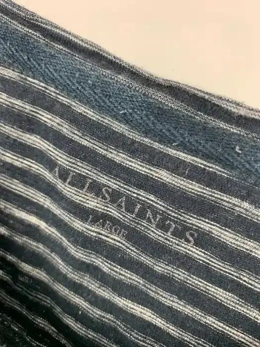 Allsaints Allsaints T-shirt size Large japan Size US L / EU 52-54 / 3 - 3 Thumbnail