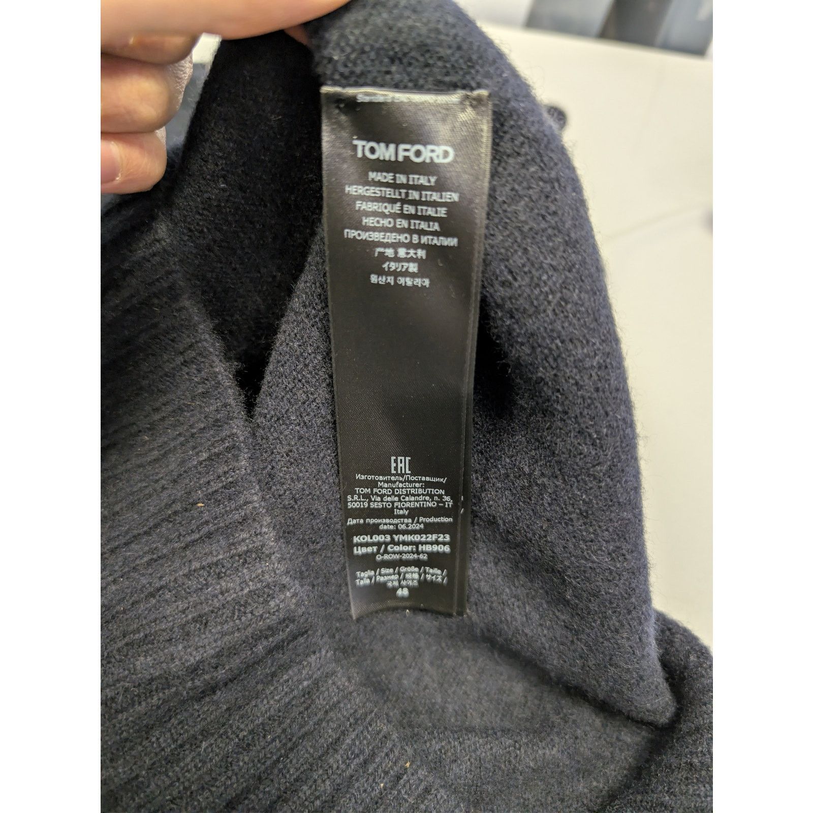 Tom Ford o1rshd1 CC20 Cashmere Hooded Sweatshirt in Black Size US M / EU 48-50 / 2 - 16 Thumbnail