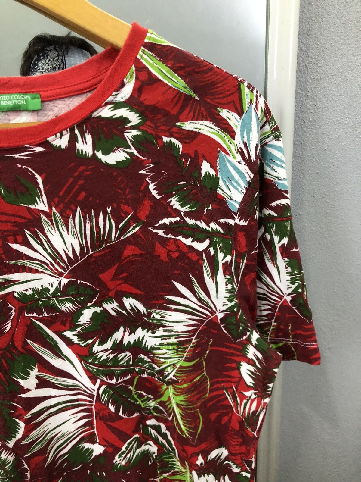 Benetton Benetton Floral Jungle Tee – Made in Egypt – Size M Size US M / EU 48-50 / 2 - 4 Thumbnail