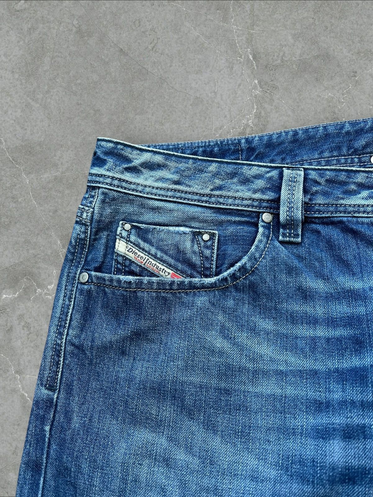 Diesel × Vintage Vintage Diesel Larkee Jeans Pants Faded Blue Italy 38x34 Size US 38 / EU 54 - 4 Thumbnail