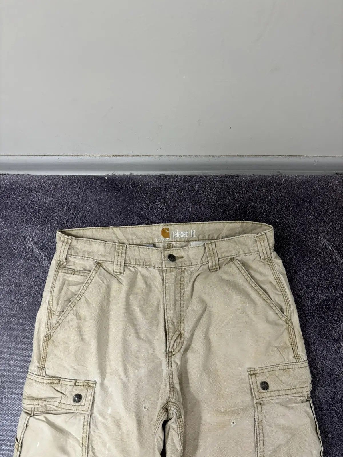 Carhartt × Vintage Vintage Carhartt Y2K Relaxed Fit Military Hype Cargo Shorts Size US 34 / EU 50 - 12 Thumbnail