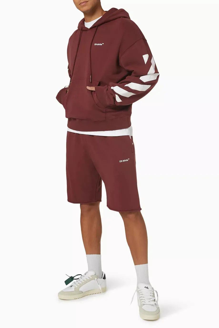 Off-White o1gr1nt1124 Diag Helvetica Sweatshort in Barolo Size US 38 / EU 54 - 4 Thumbnail