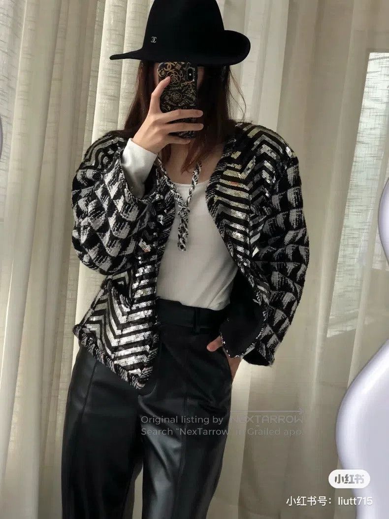 Chanel Chanel Black and white sequin silhouette jacket Size XS / US 0-2 / IT 36-38 - 8 Thumbnail
