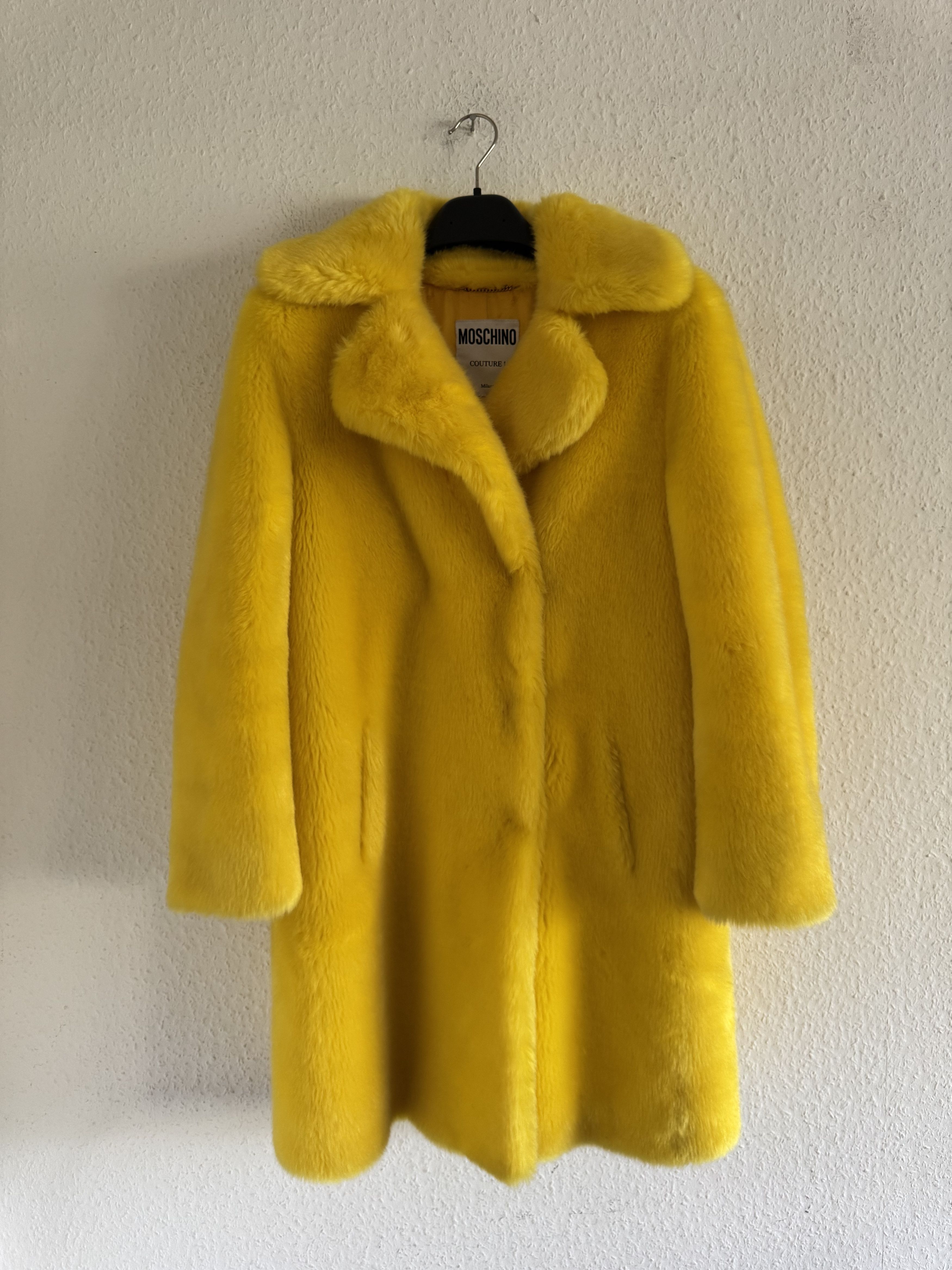 Moschino FW15 Runway Faux Fur Coat Size S / US 4 / IT 40 - 1 Thumbnail