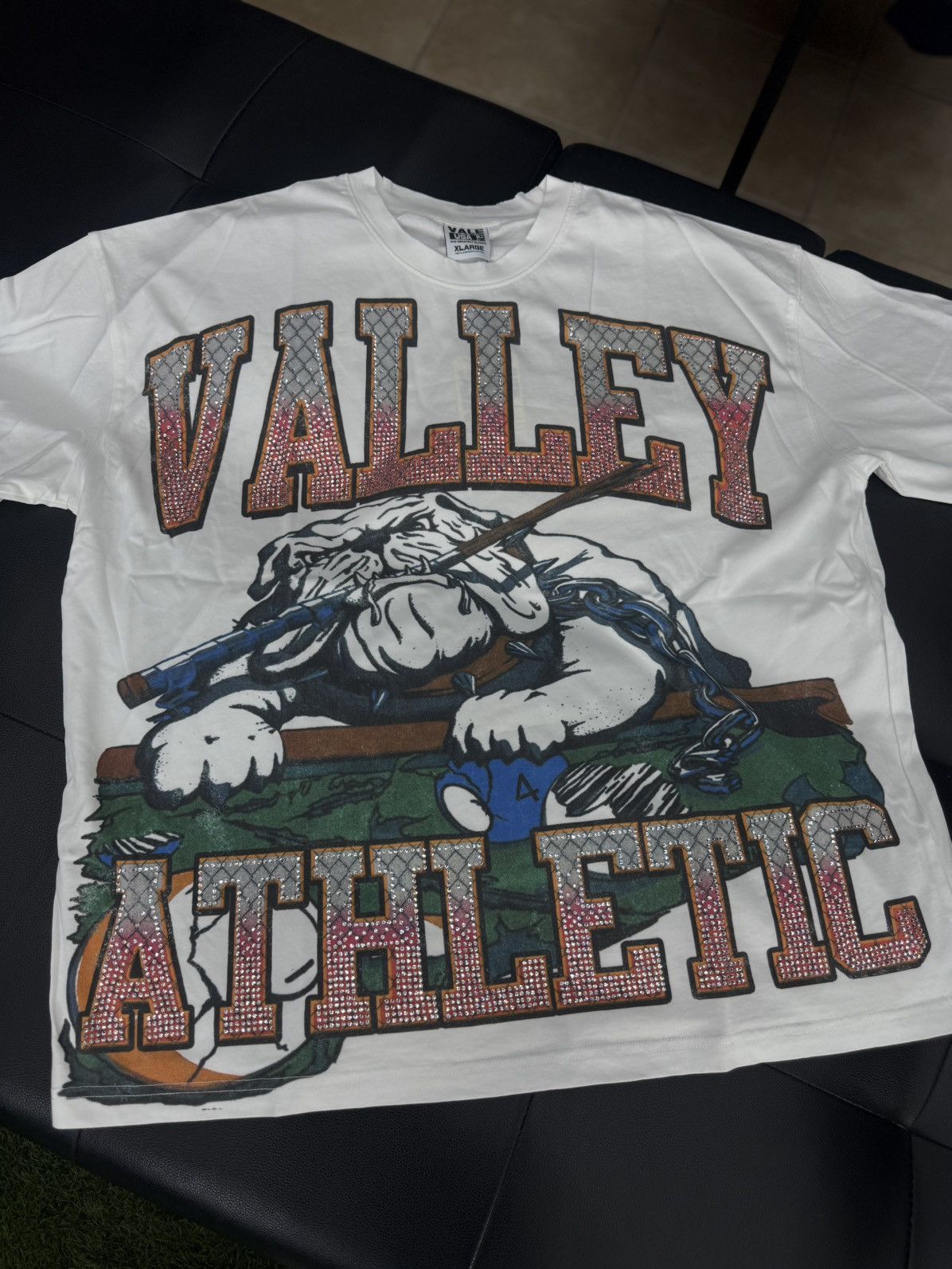 Vale Valley Stone BullDog Tee Shirt Shiny Size XL (NEW) Size US XL / EU 56 / 4 - 1 Thumbnail