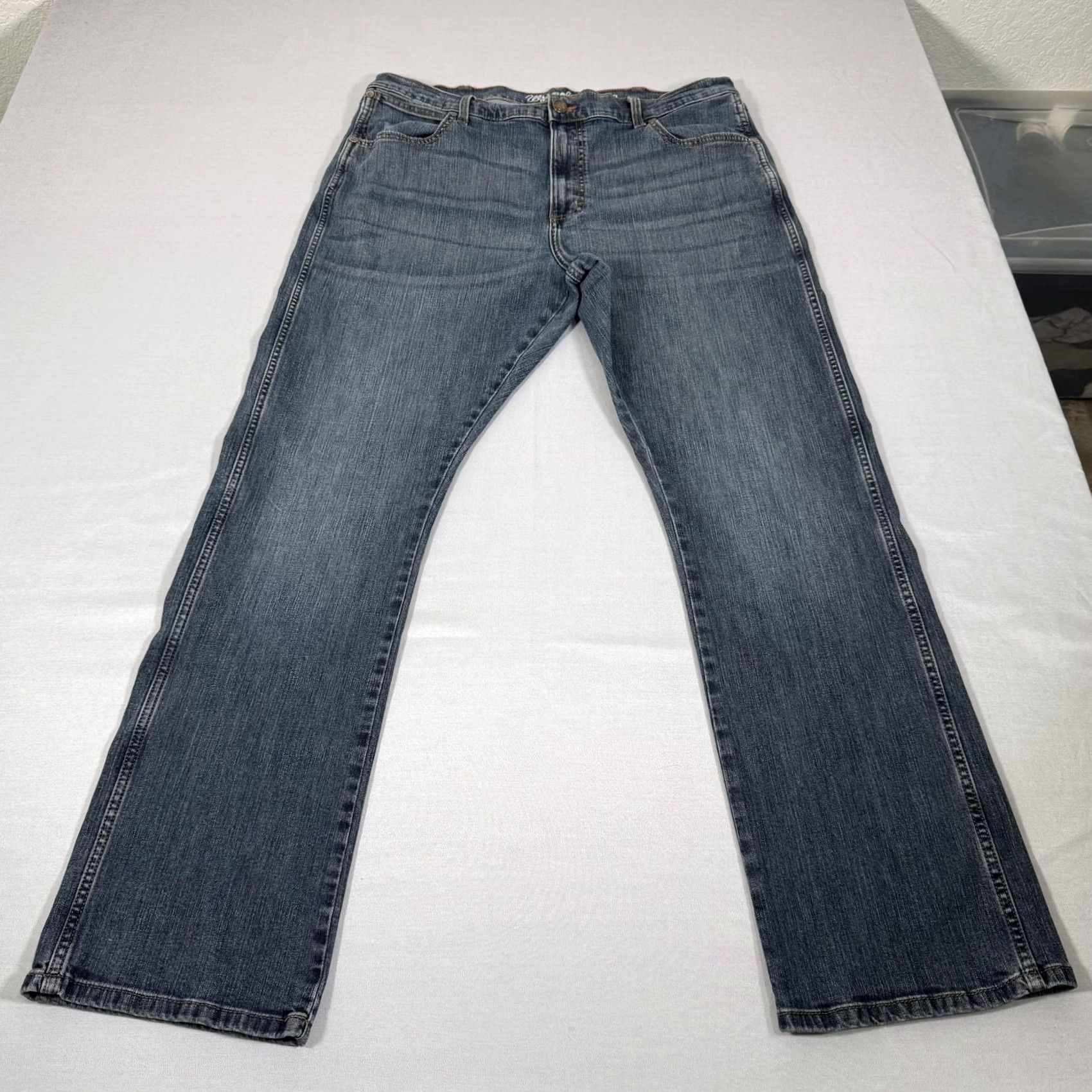 Wrangler Wrangler Jeans Mens 38x34 Blue Retro Relaxed Bootcut Stretch Denim Pants Western Size US 38 / EU 54 - 2 Thumbnail