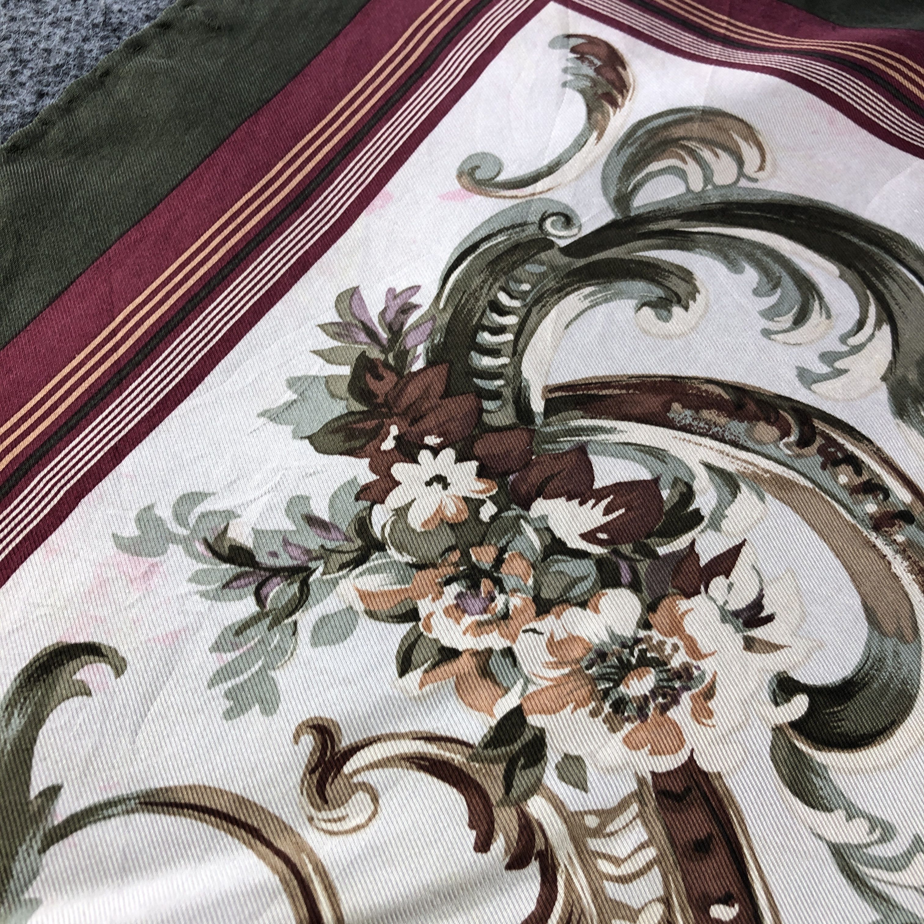 Stefano Ricci Stefano Ricci Floral Hand Rolled Silk Scarf M1179 Size ONE SIZE - 13 Thumbnail