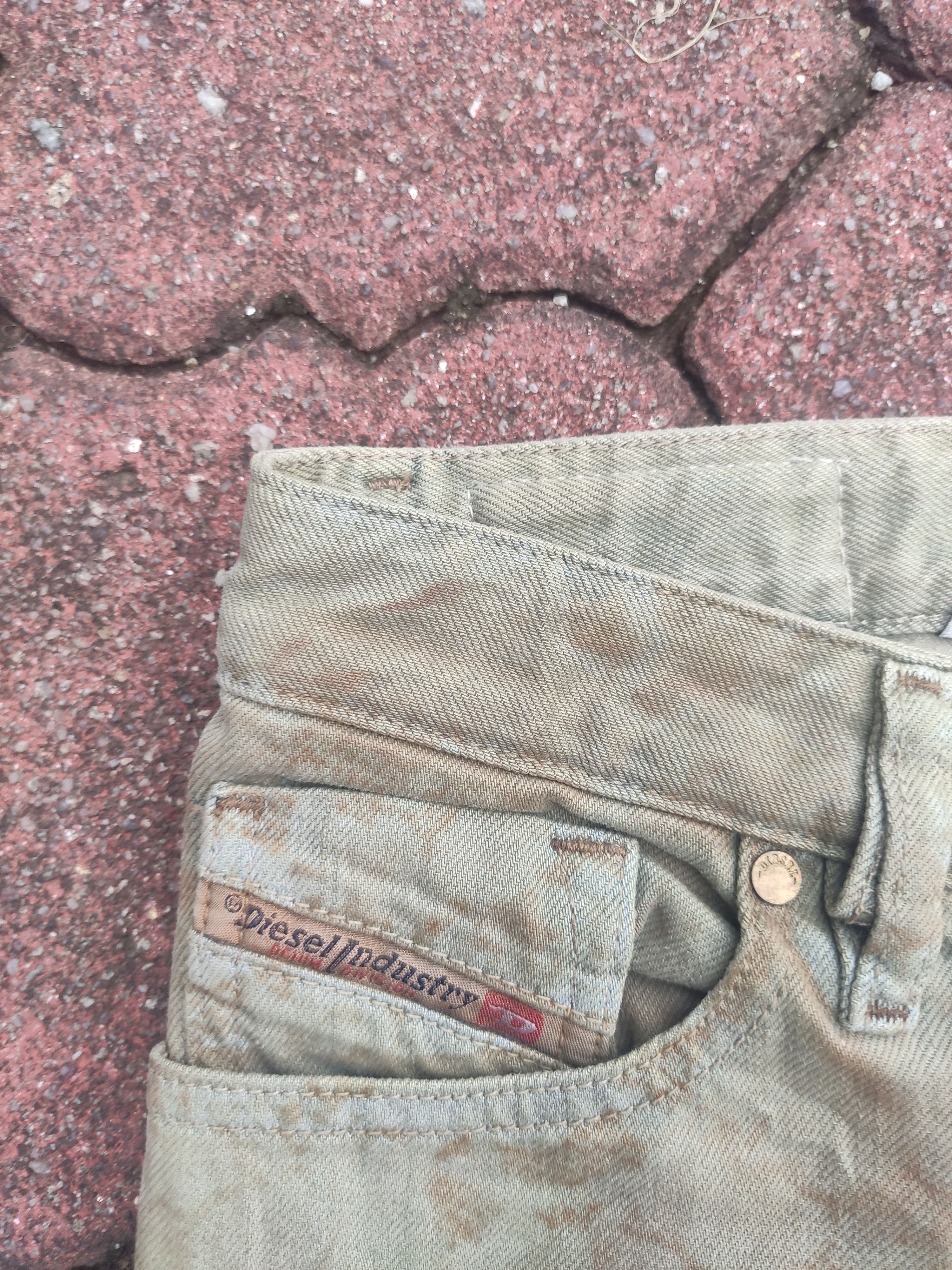 Diesel × Diesel Black Gold Diesel Jeans low rise acid wash design Size US 28 / EU 44 - 4 Thumbnail