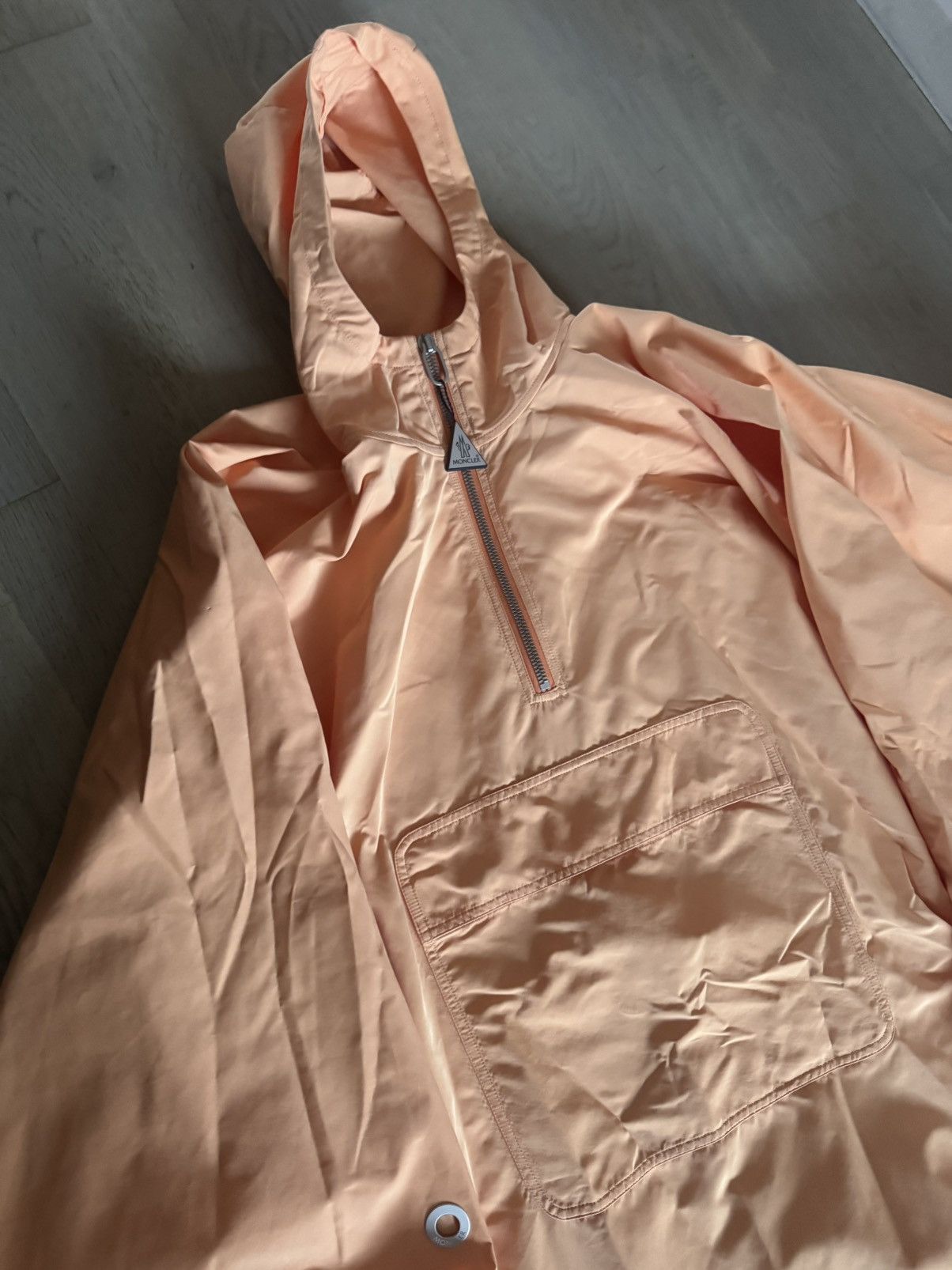 Moncler MONCLER poncho unisex sz3 know Moncler fit , this fits big Size XXL / US 16-18 / IT 52-54 - 3 Thumbnail