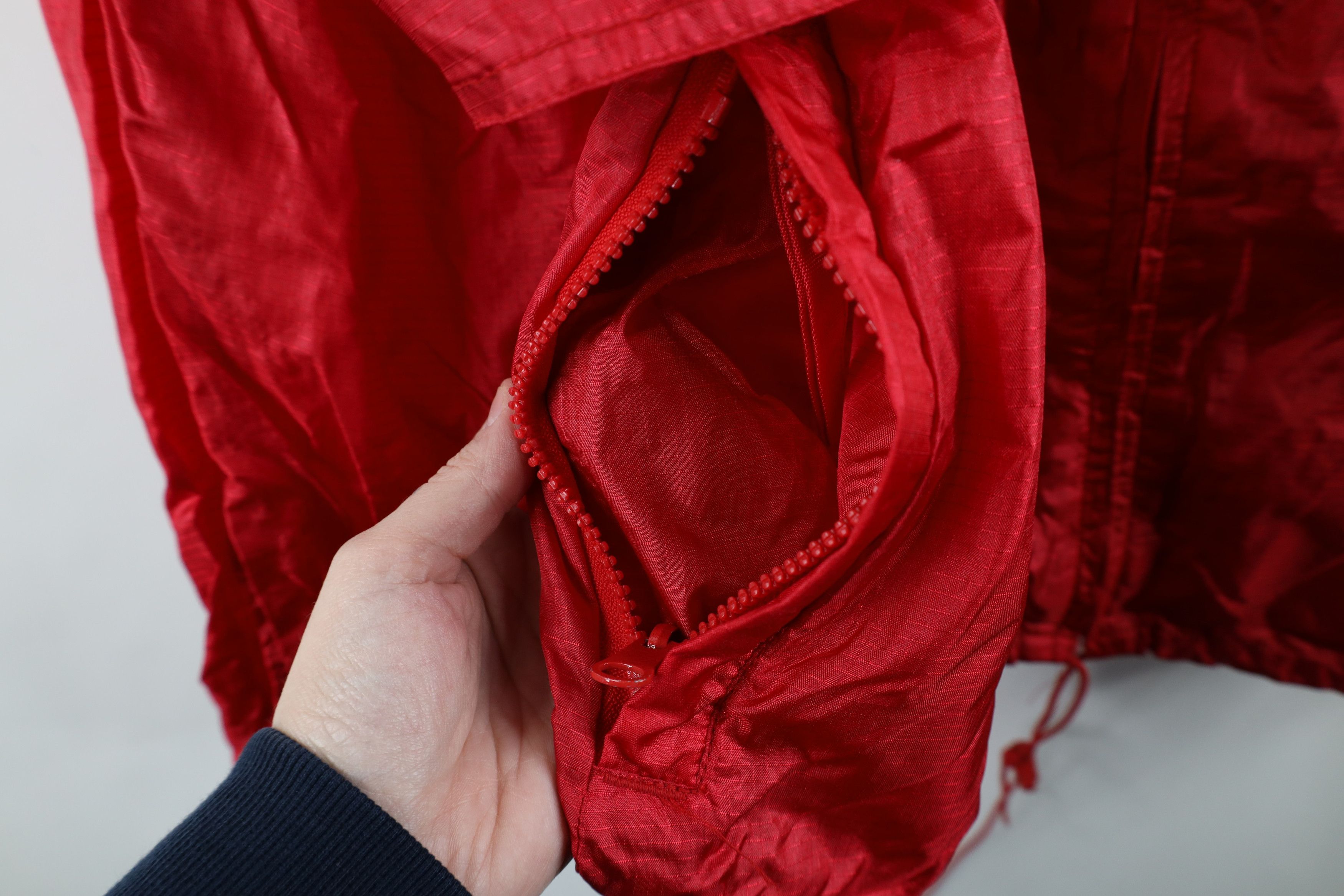 Eddie Bauer × Vintage Vintage 90s Eddie Bauer Hooded Windbreaker Jacket Red Size US XL / EU 56 / 4 - 8 Thumbnail