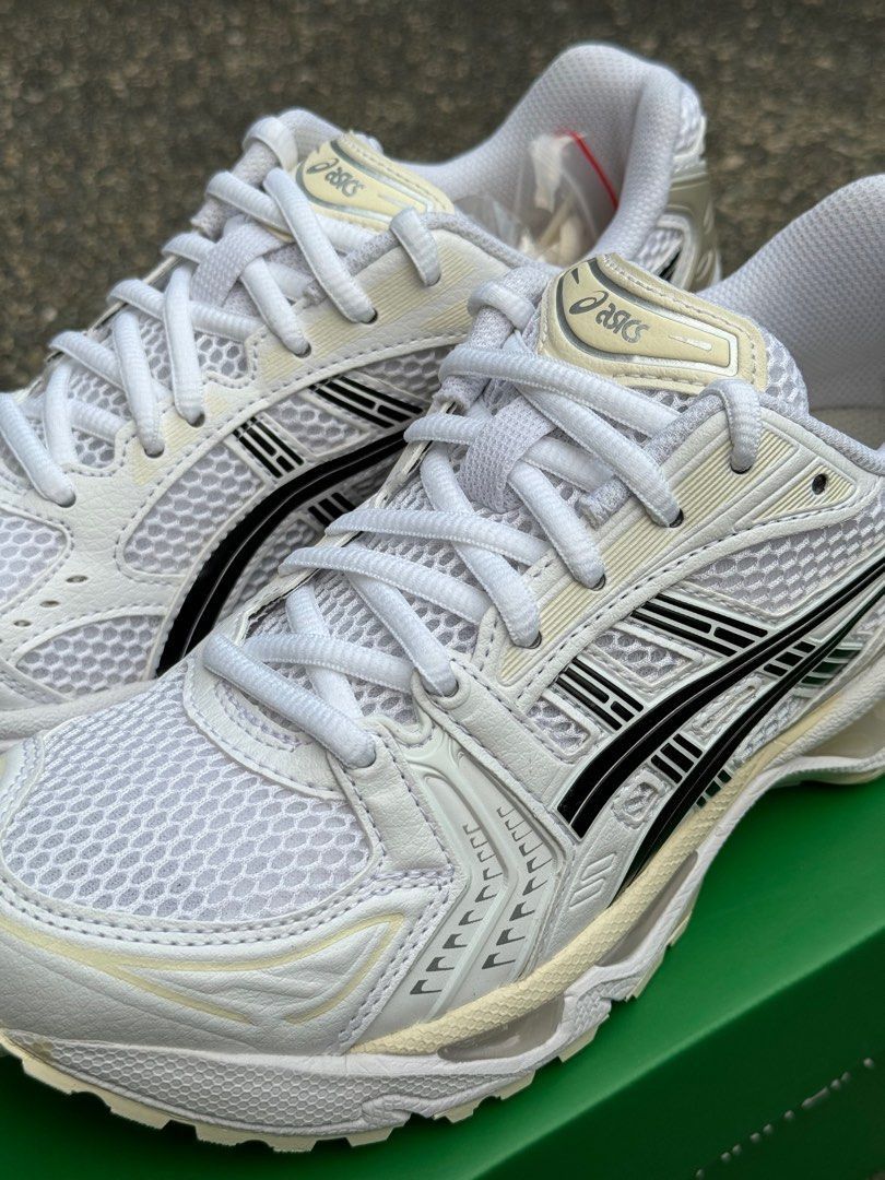 Aritzia × Asics ASICS Gel-Kayano 14 Aritzia White Black Size US 6 / IT 36 - 4 Thumbnail