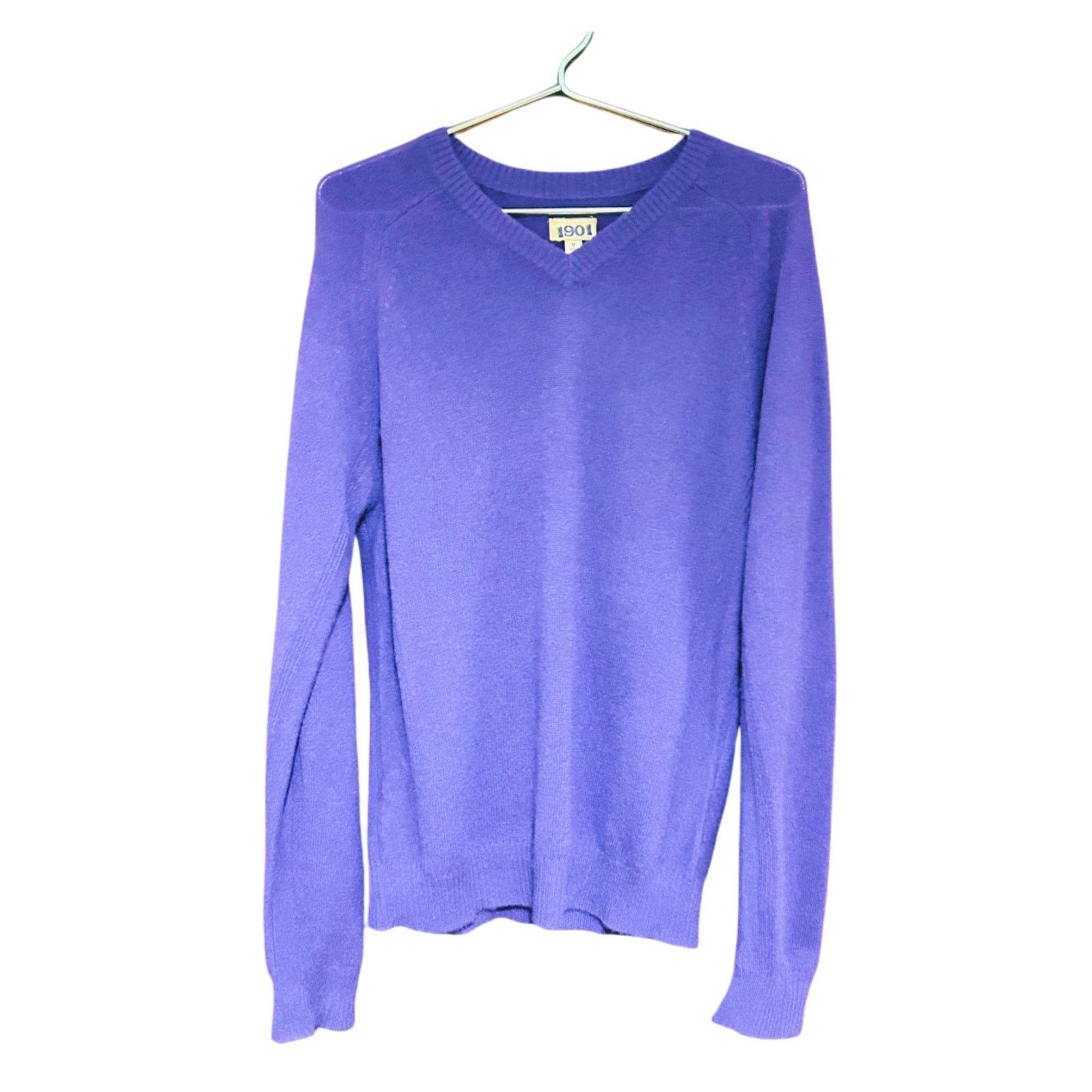 1901 Men’s Purple 100% Cashmere V-Neck Sweater Size M