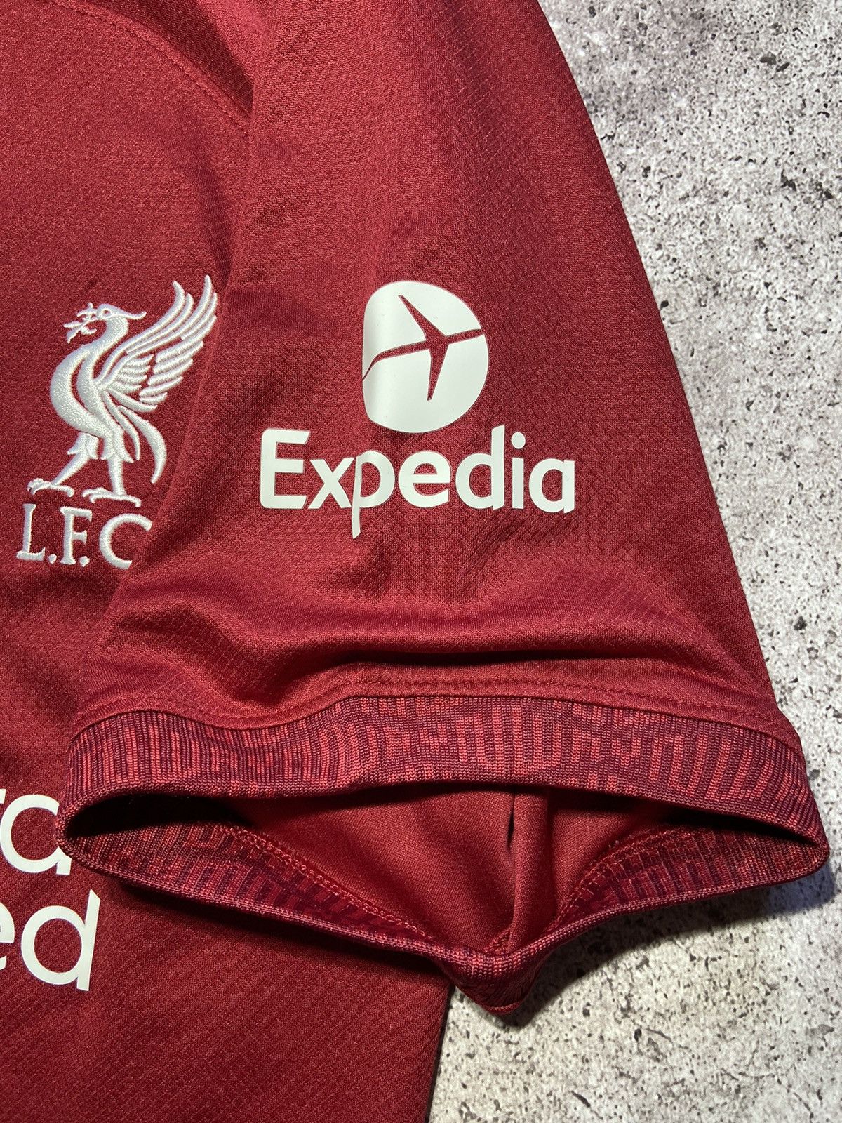 Nike 💥Liverpool 2022 home Jersey Nike football t-shirt‼️ Size US XL / EU 56 / 4 - 5 Thumbnail