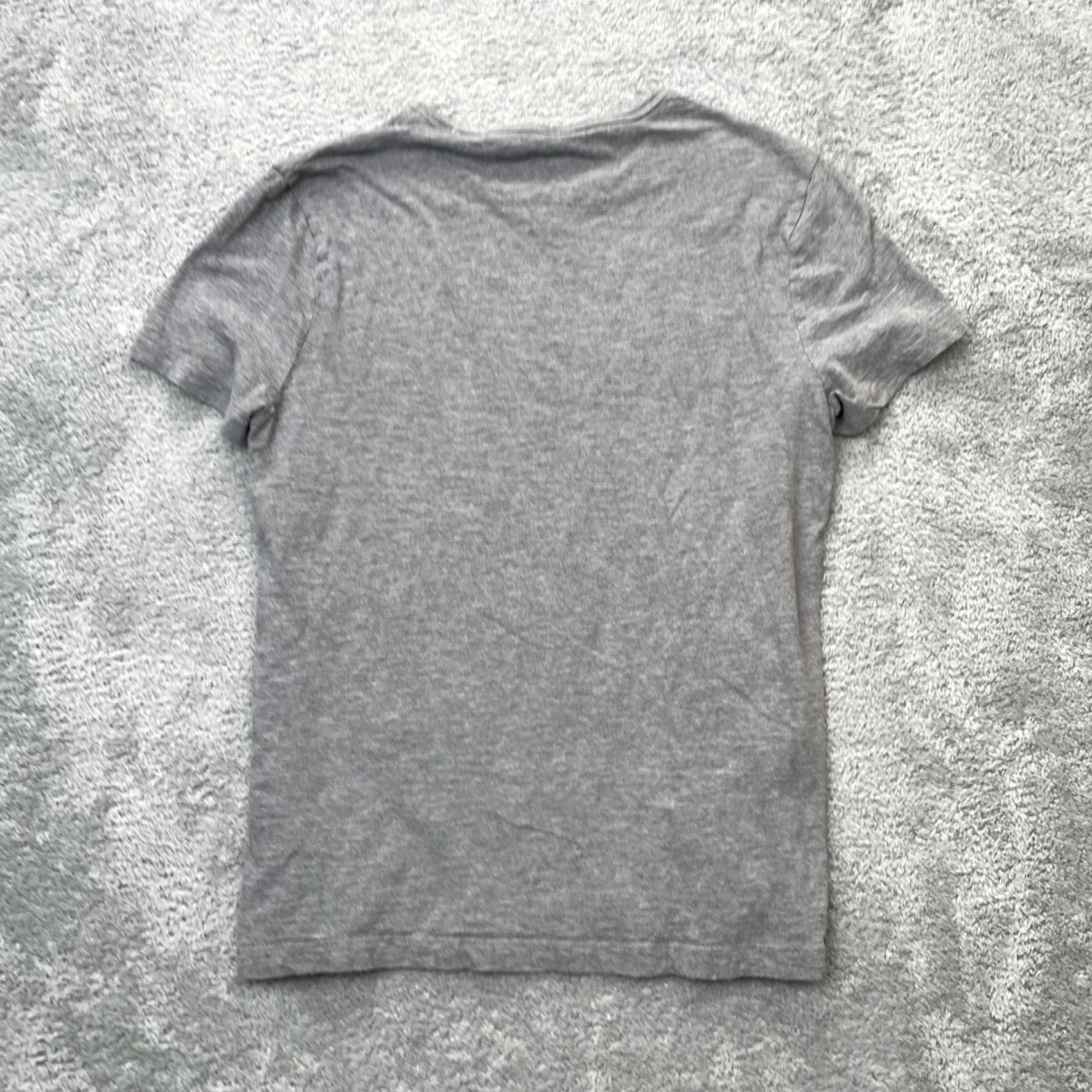 Banana Republic Banana Republic Shirt Womens Medium Gray Graphic Print Logo Soft Wash Casual City Classic Size M / US 6-8 / IT 42-44 - 2 Thumbnail