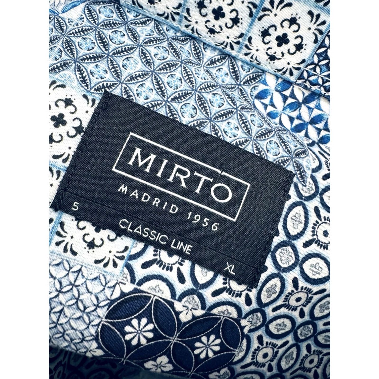 Vintage MIRTO Madrid Spain 1956 Classic Line PAISLEY FLORAL XL Shirt - EXCELLENT Men Button-Up Long Sleeve Blue Floral Vintage EI Size US XL / EU 56 / 4 - 4 Thumbnail