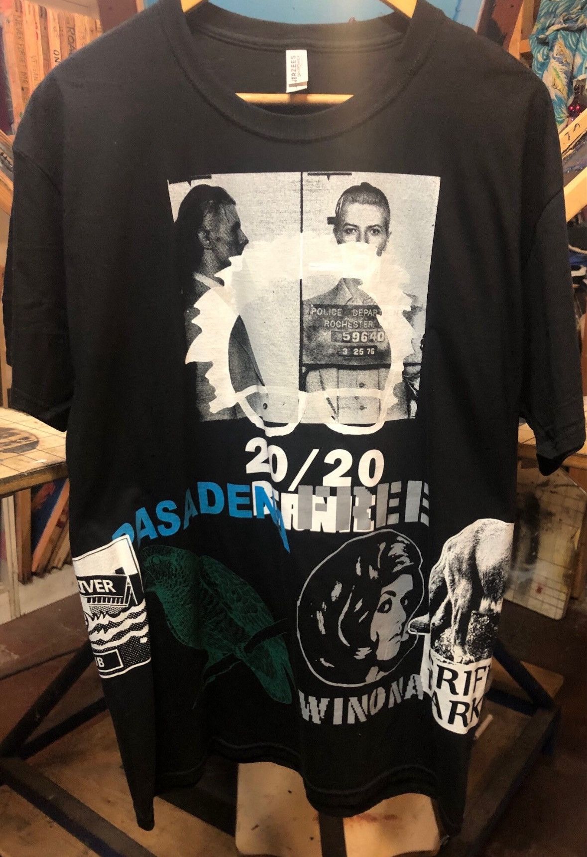 Vintage 20/20 Pasadena Test Print Tee – Collage Graphic, Size L Size US L / EU 52-54 / 3 - 1 Thumbnail