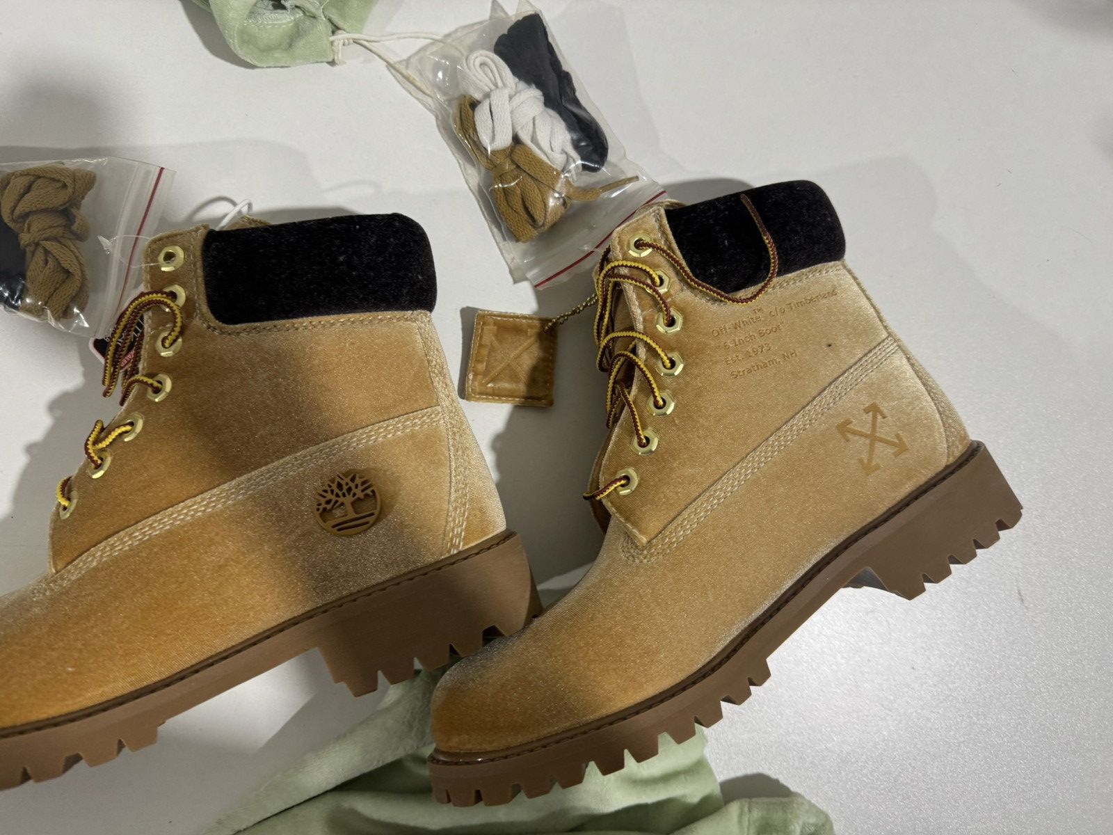 Off-White × Timberland Timberland 6” boot wheat velvet Size US 7.5 / EU 40-41 - 3 Thumbnail