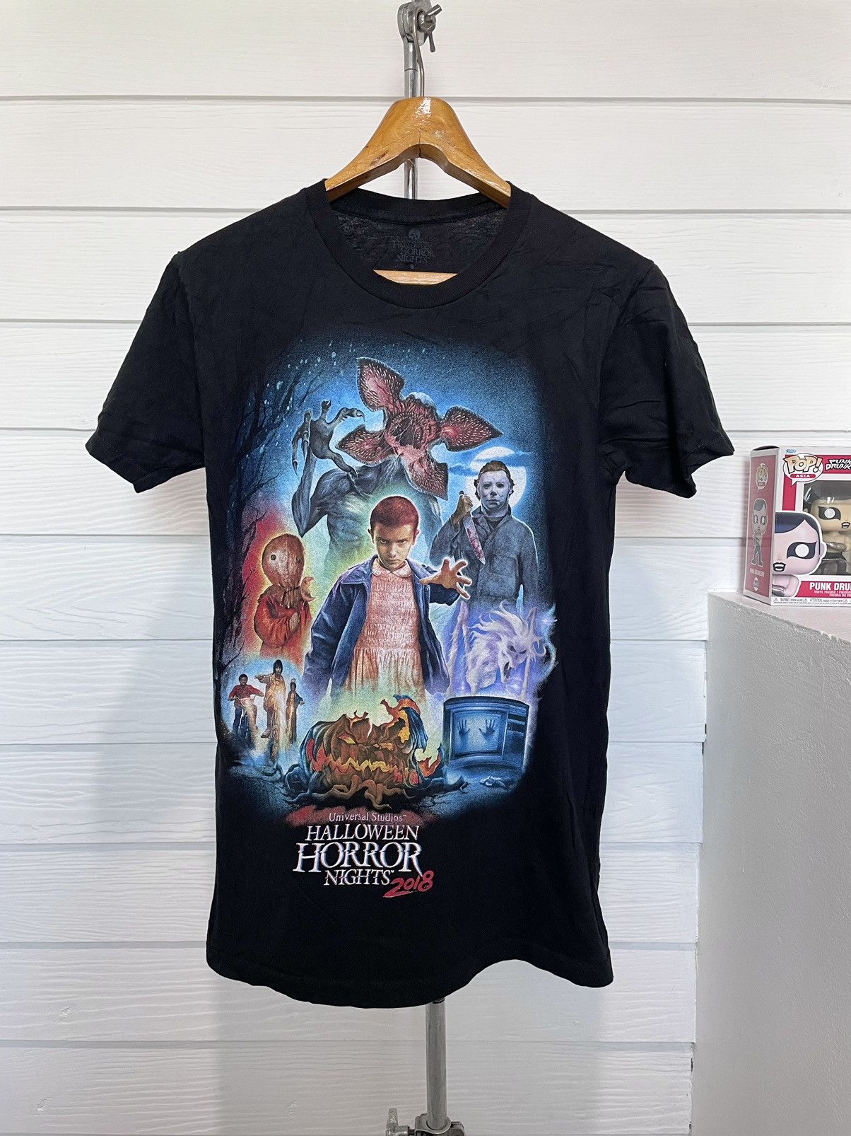 Expert Horror UNIVERSAL STUDIOS HALLOWEEN HORROR NIGHTS 2018 Size US S / EU 44-46 / 1 - 1 Thumbnail