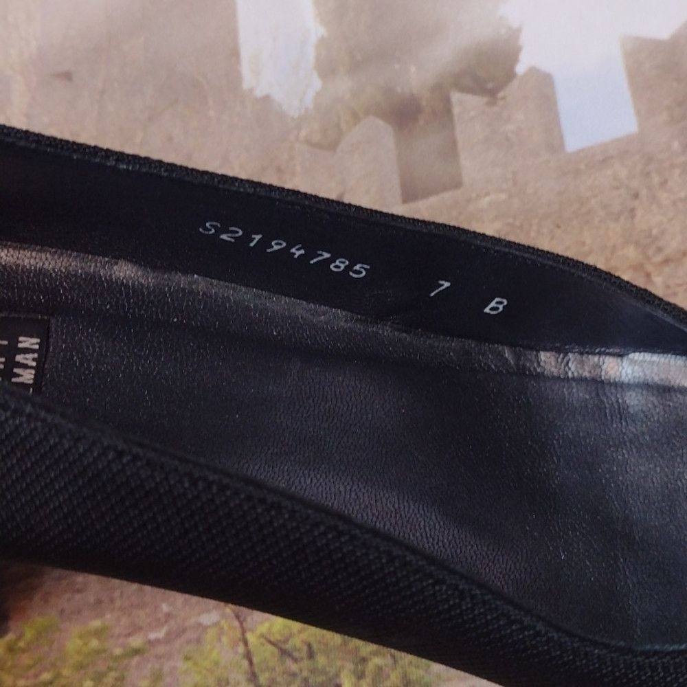 Stuart Weitzman Stuart Weitzman Black Pumps Size 7 Size US 7 / IT 37 - 3 Thumbnail