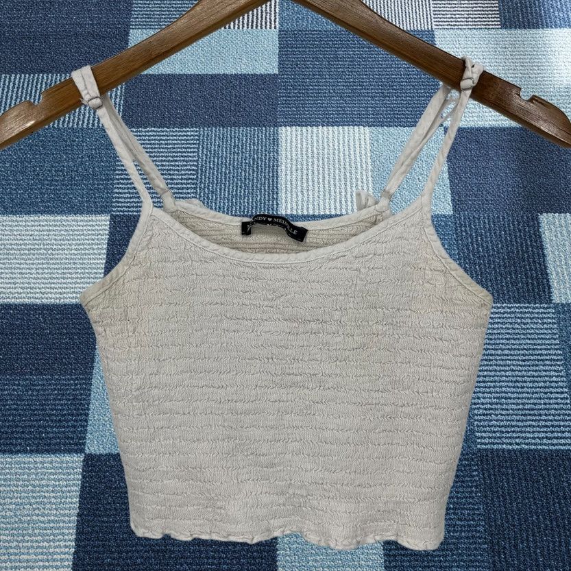Brandy Melville Brandy Melville Cropped Tank Top Women's One Size White Ruffled Strappy Size ONE SIZE - 1 Thumbnail