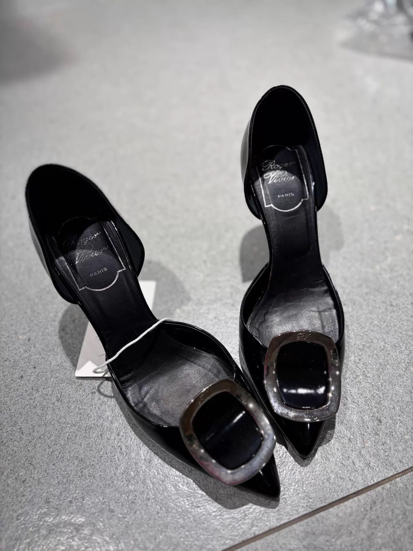 Roger Vivier RV Pointed Patent Half-D'Orsay Pumps 99 EUR35.5 BlkSvr Size US 5 / IT 35 - 2 Thumbnail