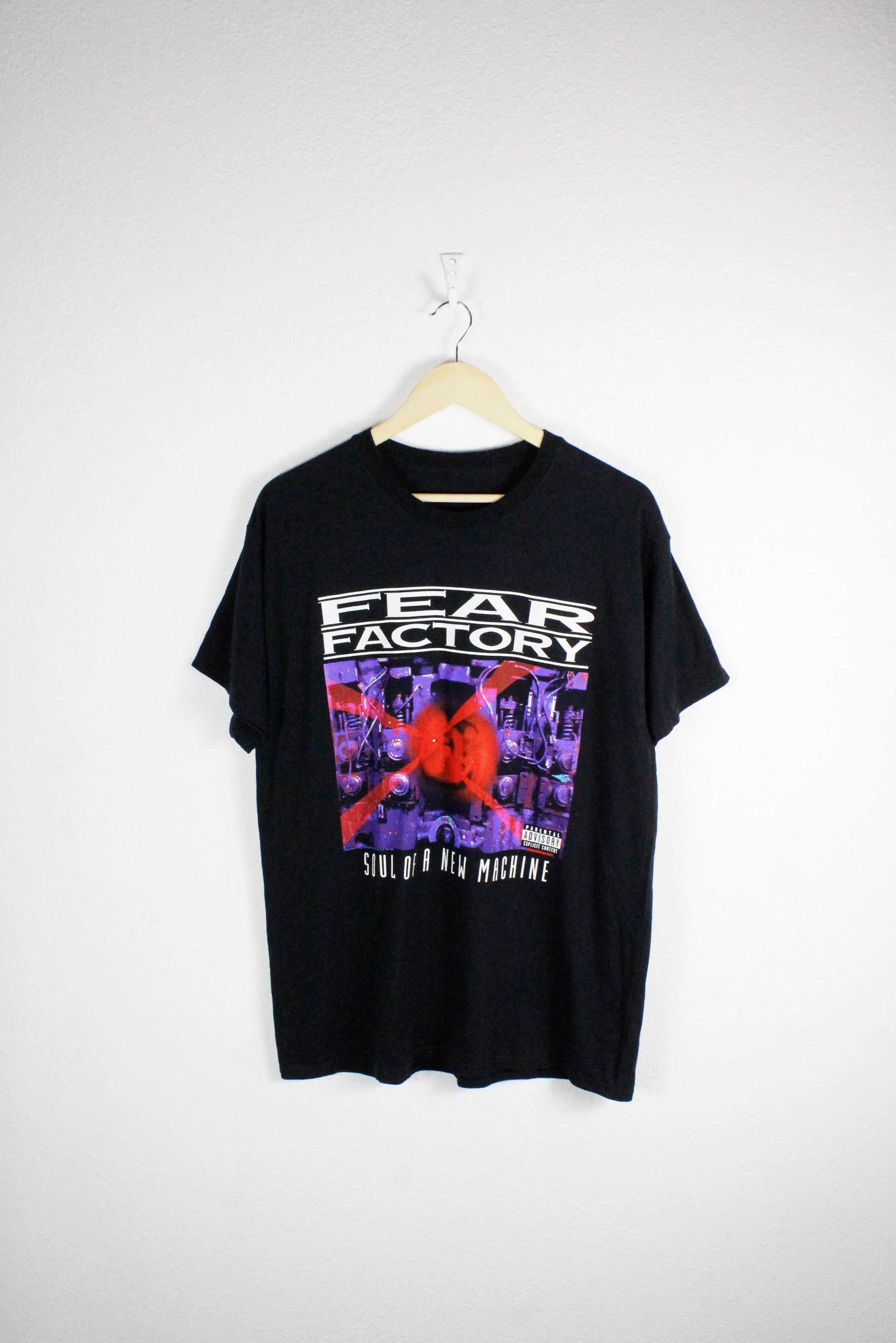 Band Tees Fear Factory Soul Of a New Machine Graphic Merch Tee T-shirt Size US XL / EU 56 / 4 - 1 Thumbnail
