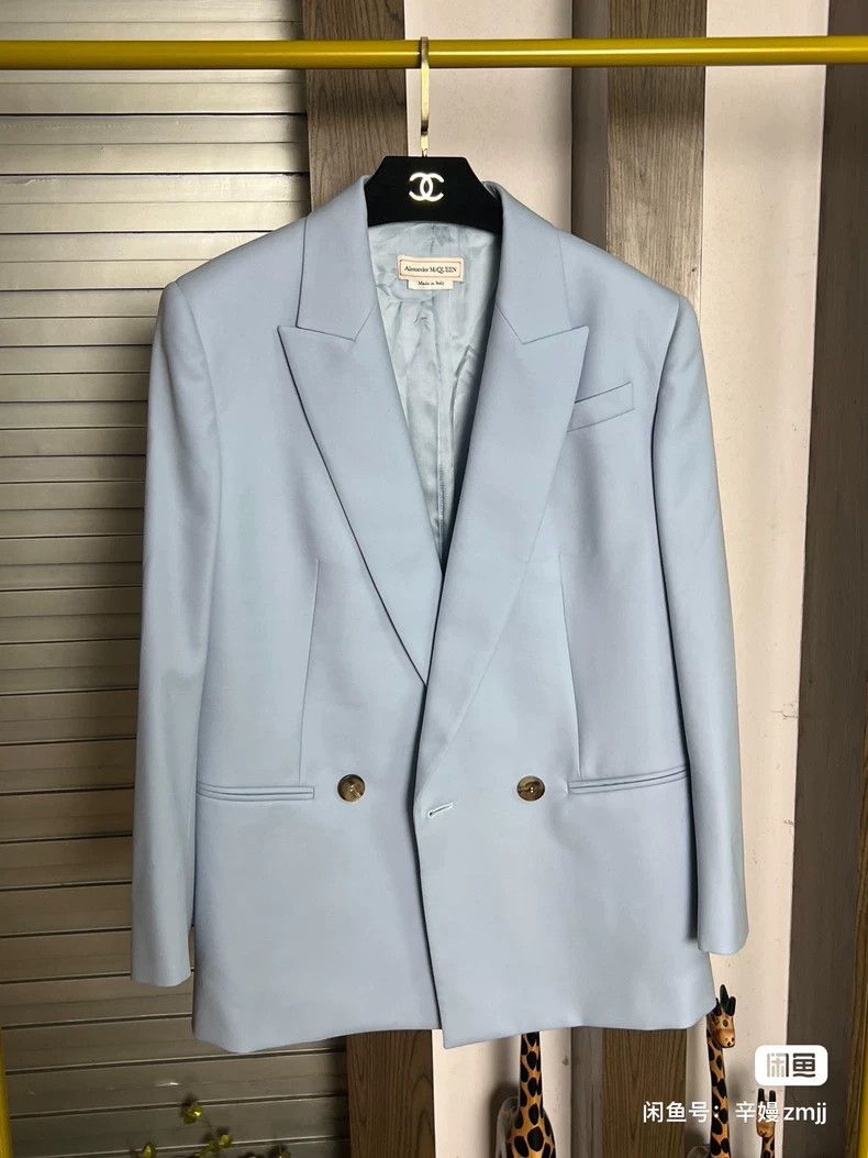Alexander McQueen Alexander McQUEEN Haze blue women's suit, men can also wear Size XS / US 0-2 / IT 36-38 - 1 Thumbnail