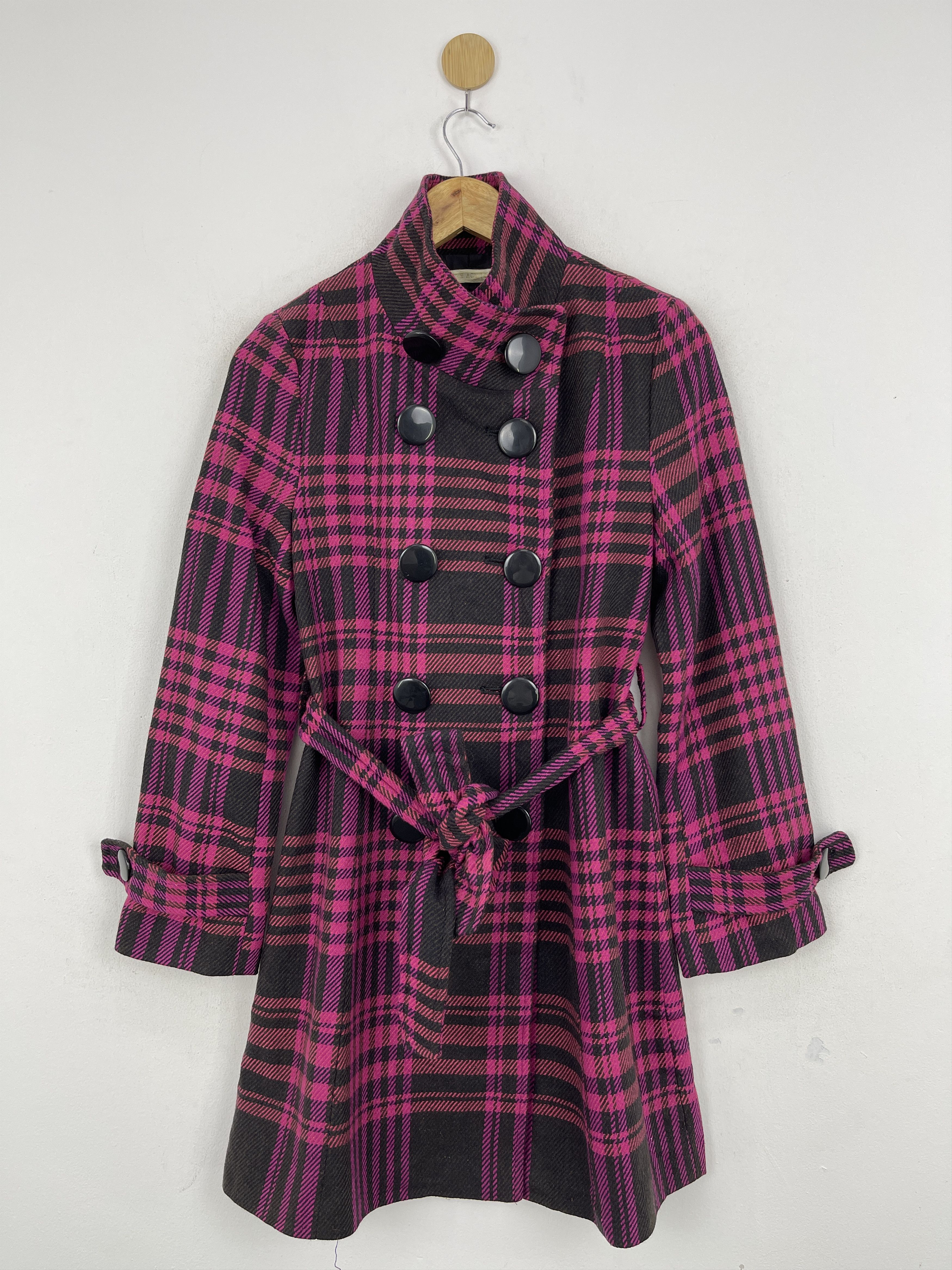 Japanese Brand Vtg Cute Acute Acrylic Black And Purple Belted Jacket JA0076 Size S / US 4 / IT 40 - 1 Thumbnail