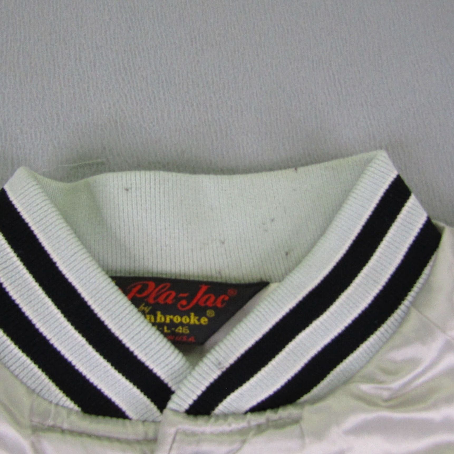 Dunbrooke VINTAGE Dunbrooke Jacket Mens Large Gray Satin Bomber Jacket 90s Classic Outdoor Pockets Lined Snap Fabric Satin Nylon Logo 1960s? Size US L / EU 52-54 / 3 - 3 Thumbnail