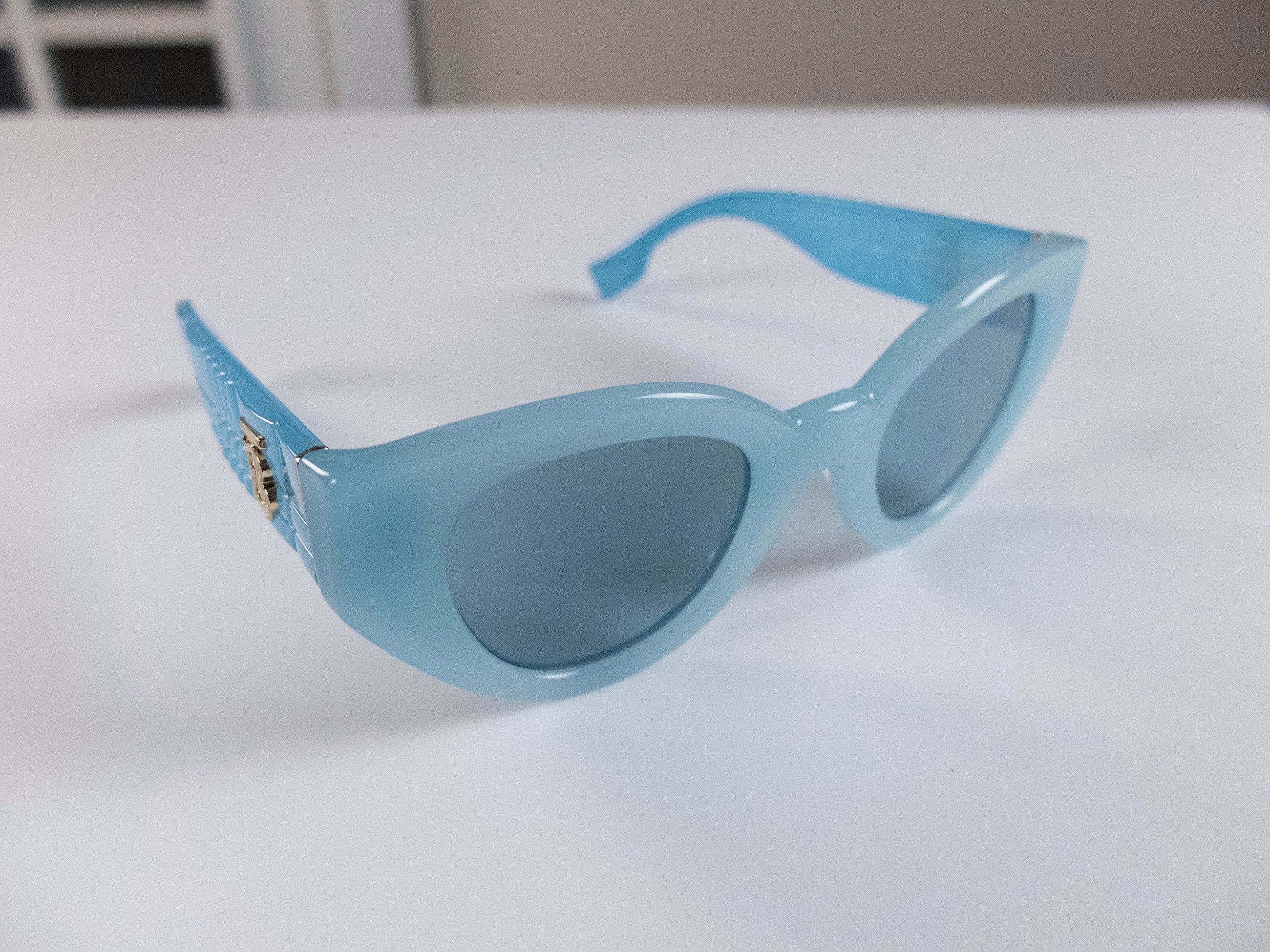Burberry BURBERRY Meadow TB blue acetate oval sunglasses Size ONE SIZE - 3 Thumbnail