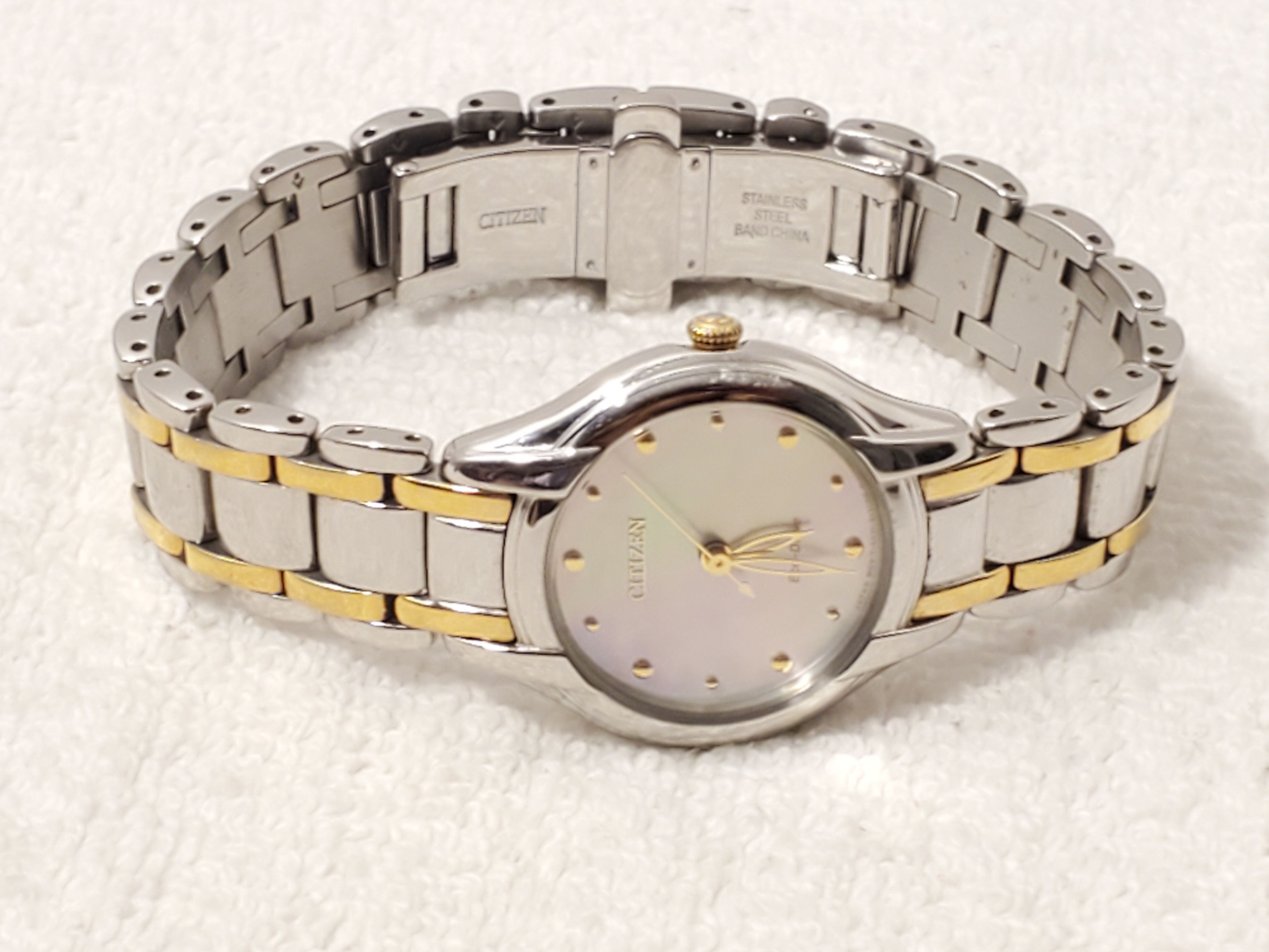 Citizen Vintage Citizen Eco Drive Women's MOP Dial St Steel Watch Size ONE SIZE - 4 Thumbnail