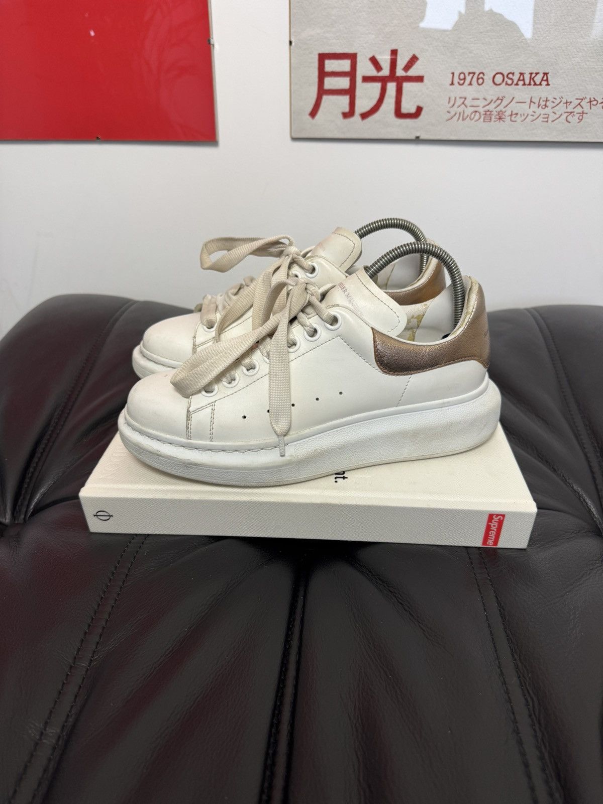 Alexander McQueen Alexander Mcqueen Oversize Sneakers Women White Leather Size US 7 / IT 37 - 1 Thumbnail