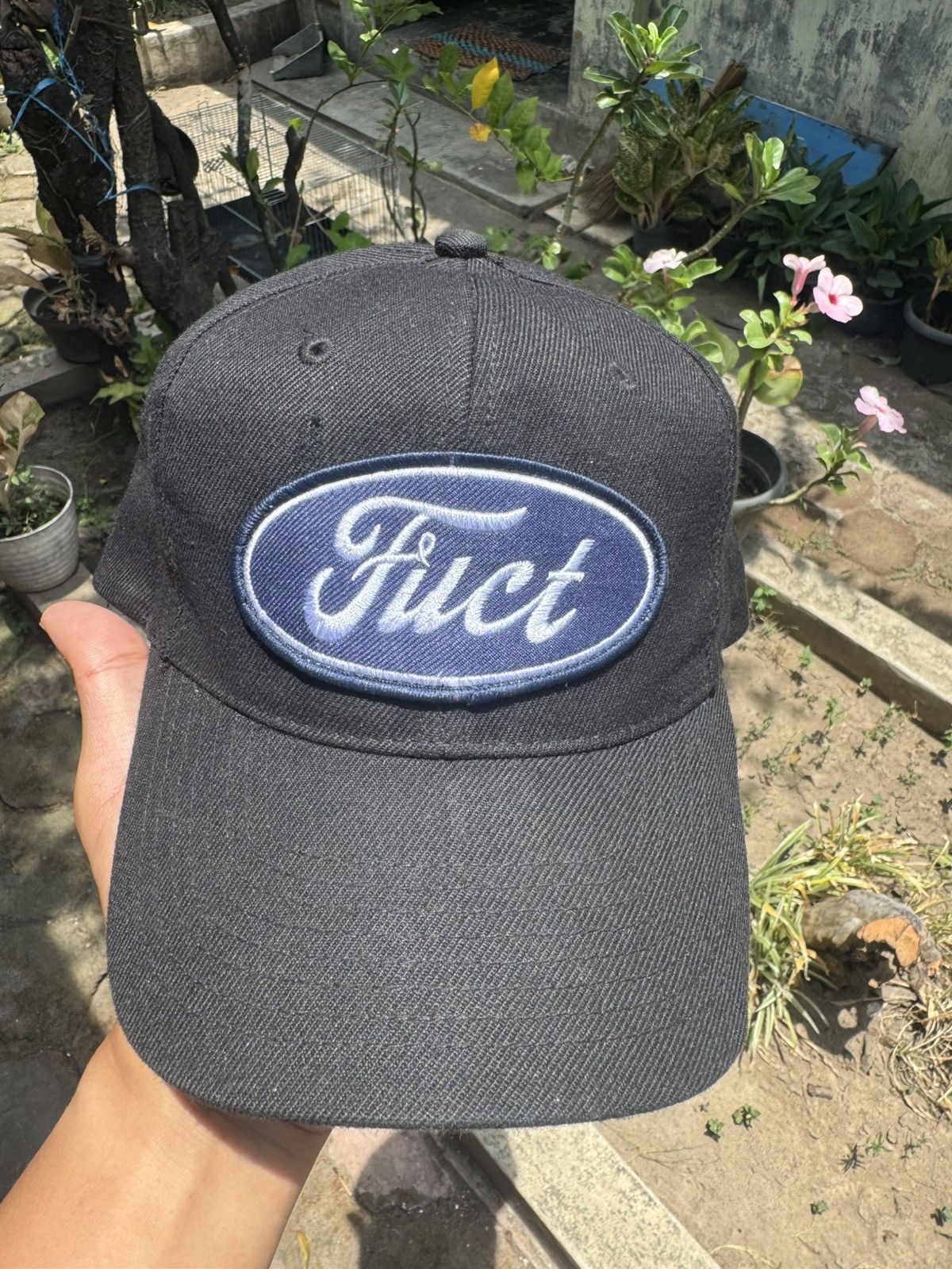 FUCT × Vintage FUCT Oval Parody Snapback Size ONE SIZE - 7 Thumbnail