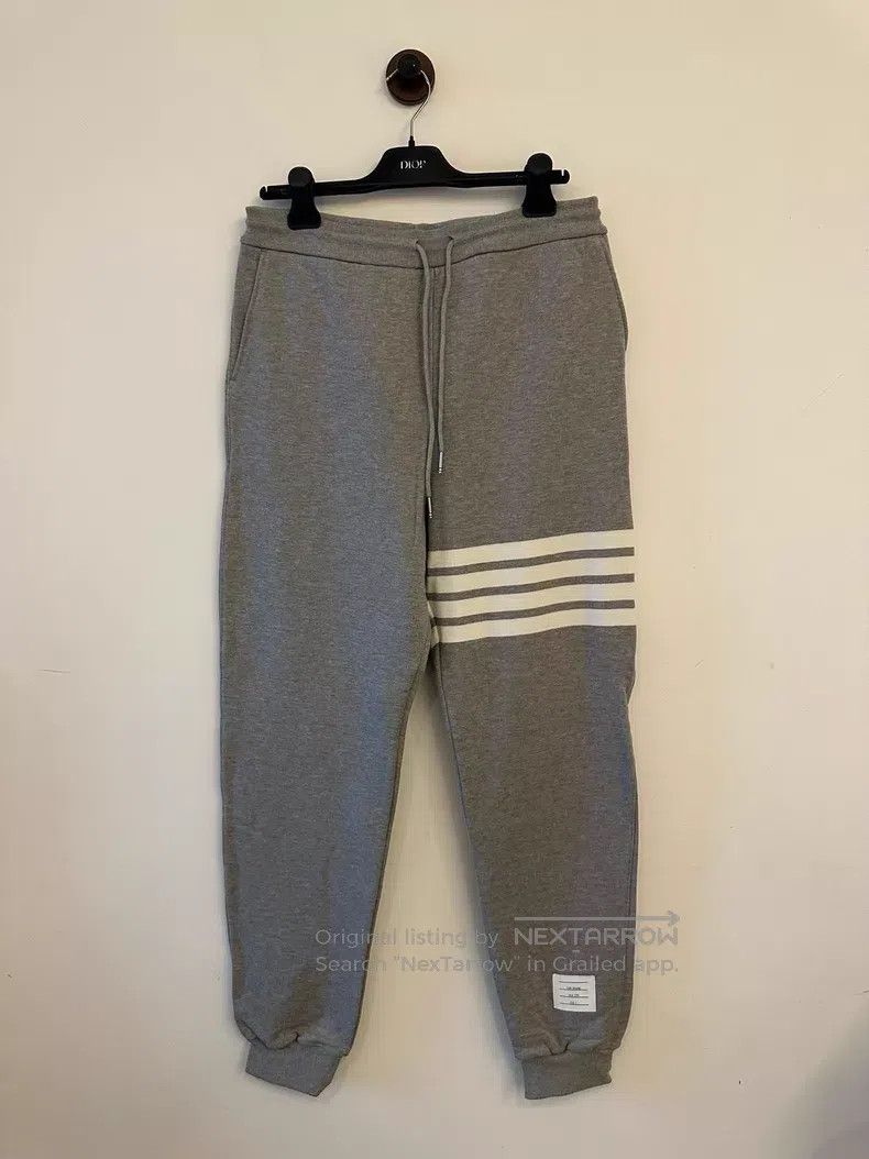 Thom Browne Thom Browne size 5 Knit sweatpants Size US 30 / EU 46 - 1 Thumbnail