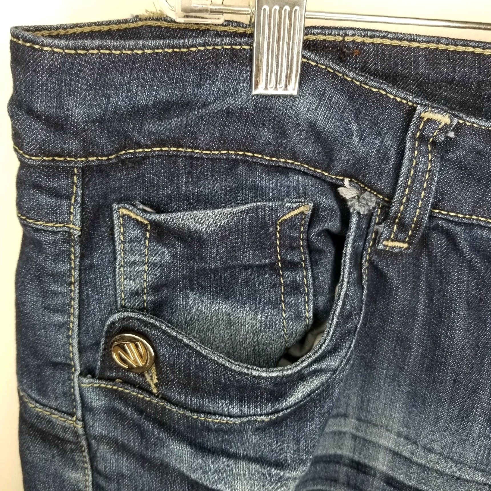 Vintage NV Jeans Womens 18 Plus Size Blue Small Tear Near Pocket Womens Size 40" / US 18 - 4 Thumbnail