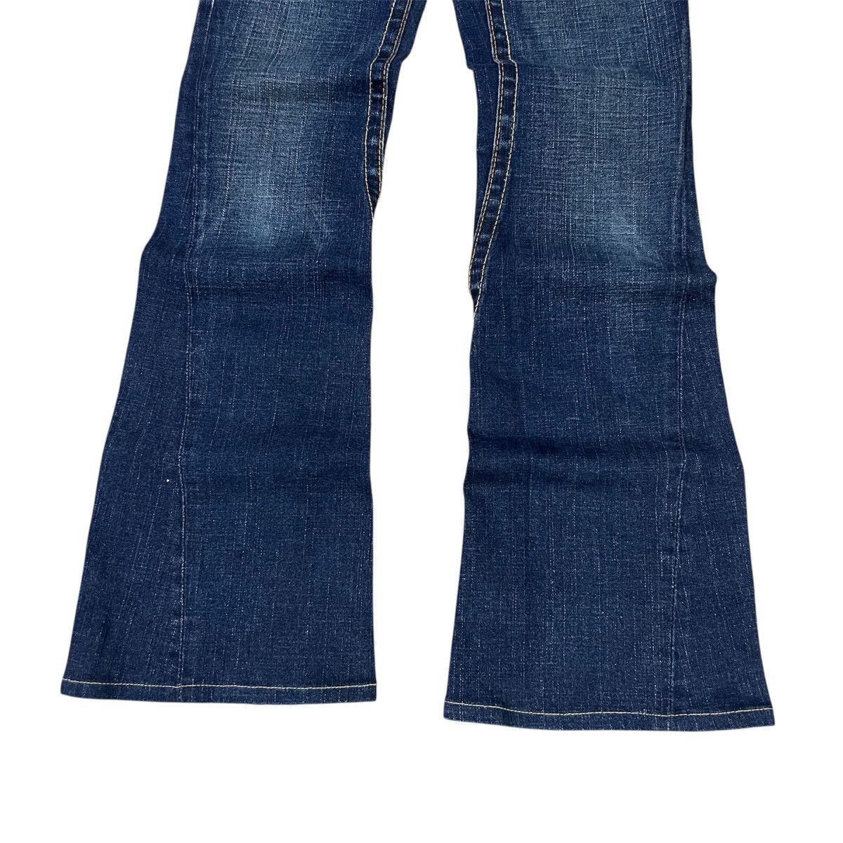 True Religion “TRUE RELIGION” SUPER FLARE JEANS Size 28" / US 6 / IT 42 - 8 Thumbnail