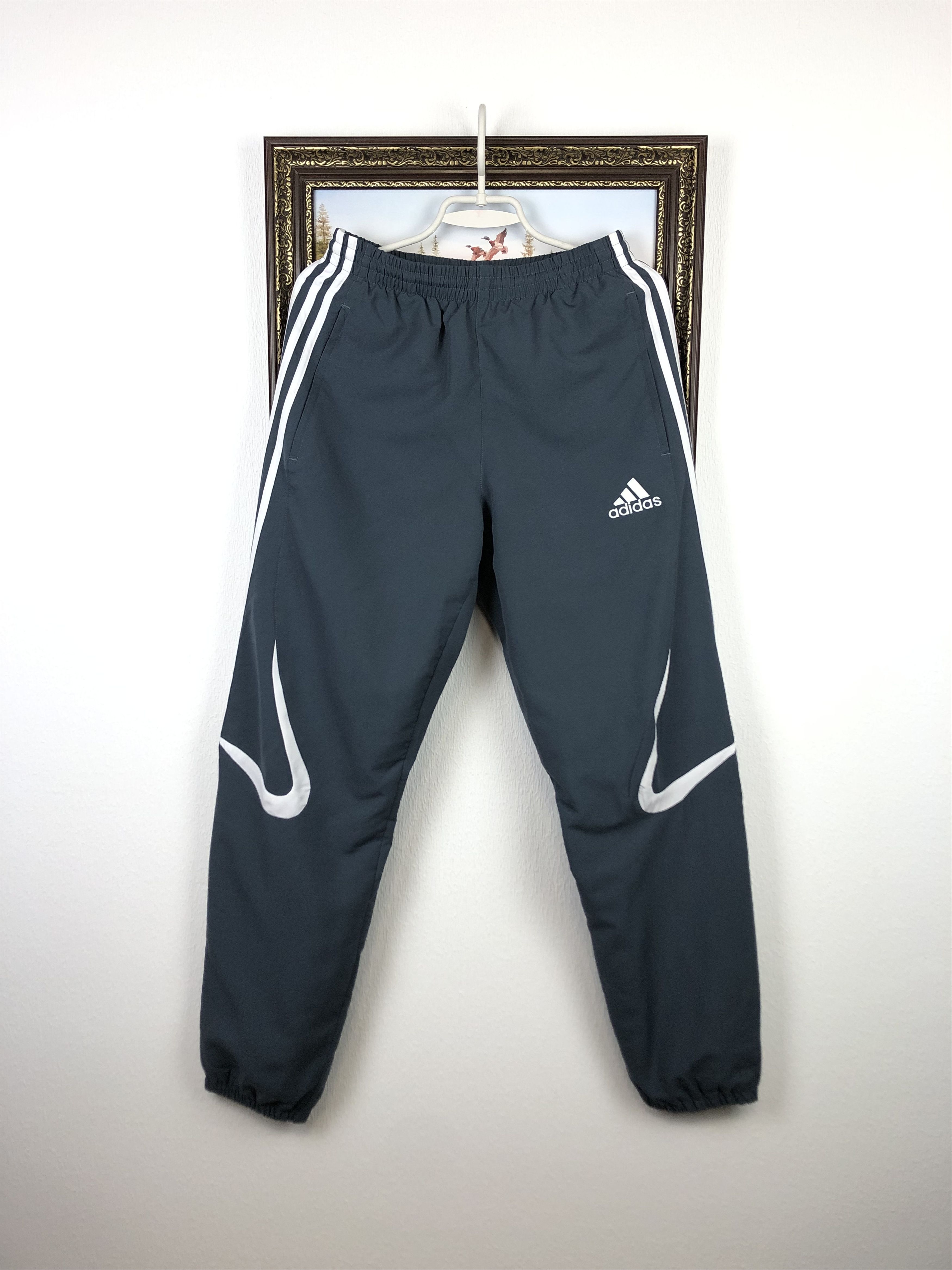 Adidas Vintage Adidas Hungary Football Suit Set Jacket Pants Track Size US S / EU 44-46 / 1 - 8 Thumbnail