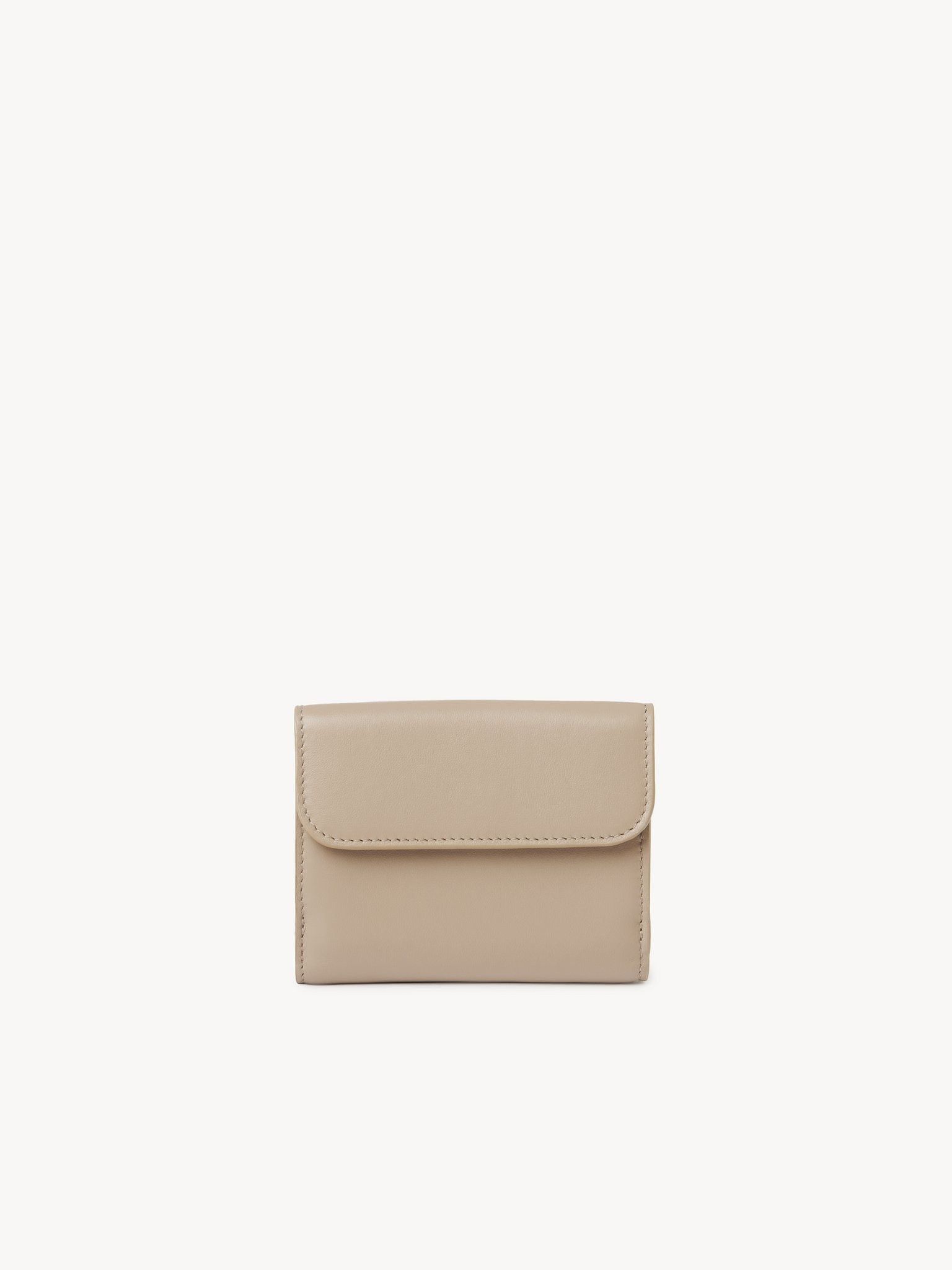 Chloe o1loc1c0525 CHC23 Size: OS / Sense Small Trifold Wallet Size ONE SIZE - 2 Thumbnail