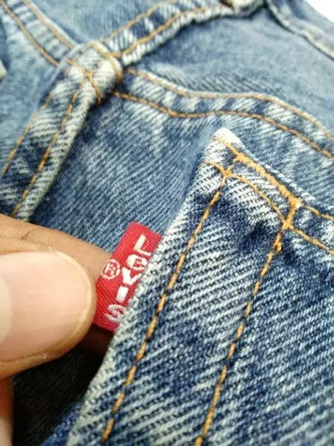 Levi's 90s Vintage Levi's 501 Made In USA Distressed Jeans 32x31 Size US 32 / EU 48 - 3 Thumbnail