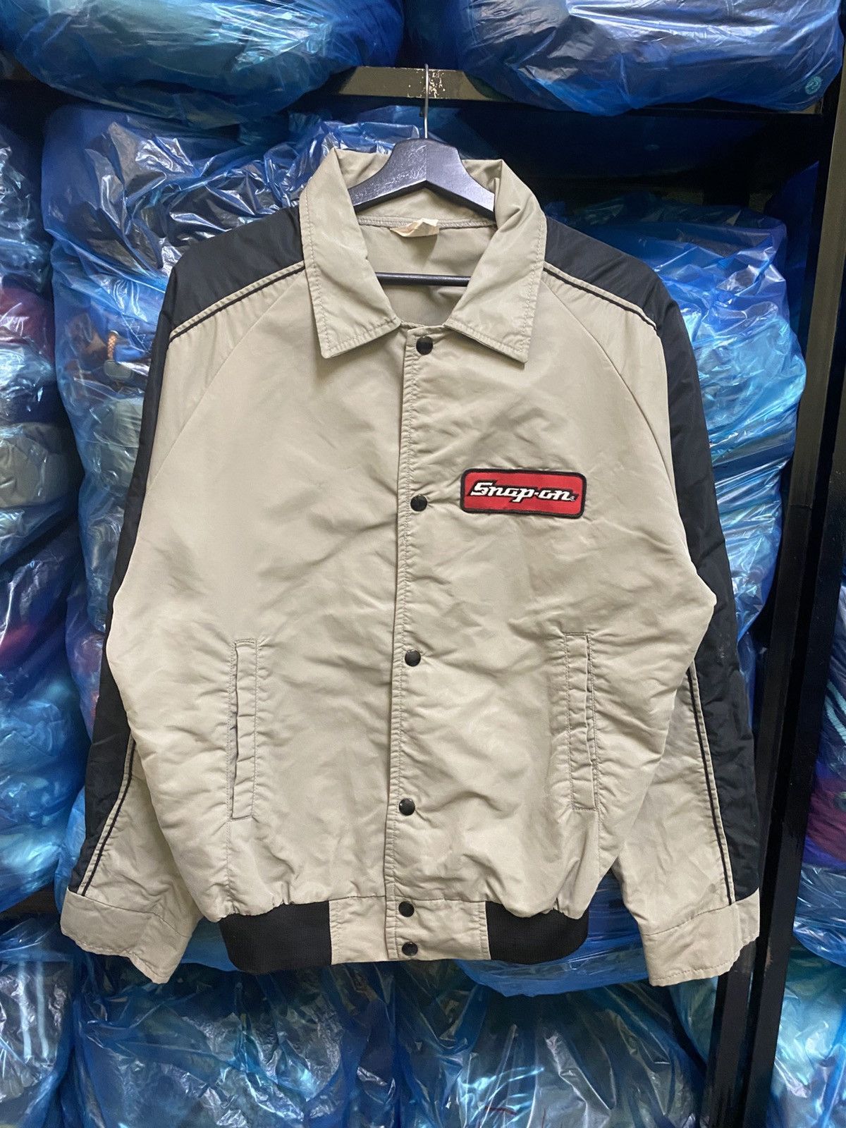 Vintage Vintage Snap-on Racing Style Beige and Black Nylon Jacket Size US L / EU 52-54 / 3 - 1 Thumbnail