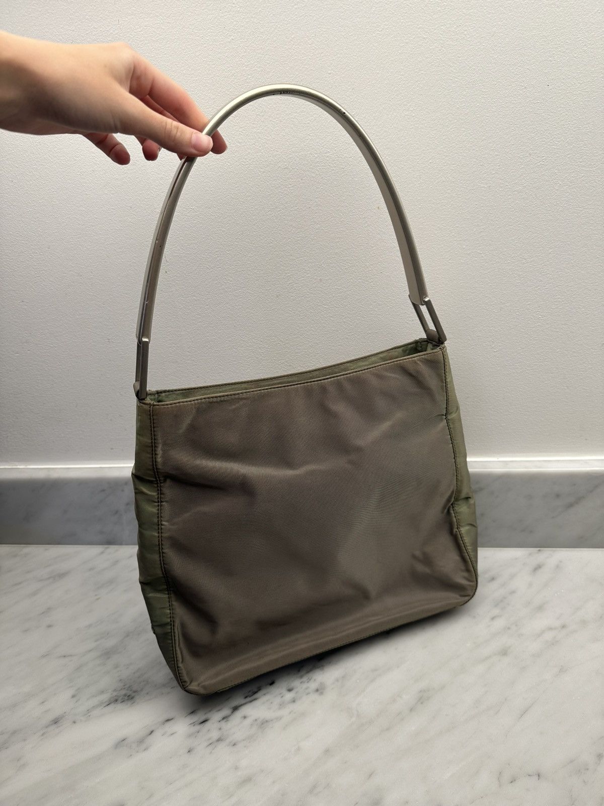 Prada Prada shoulder bag 🔥 khaki logo triangle handbag clear arm Size ONE SIZE - 9 Thumbnail