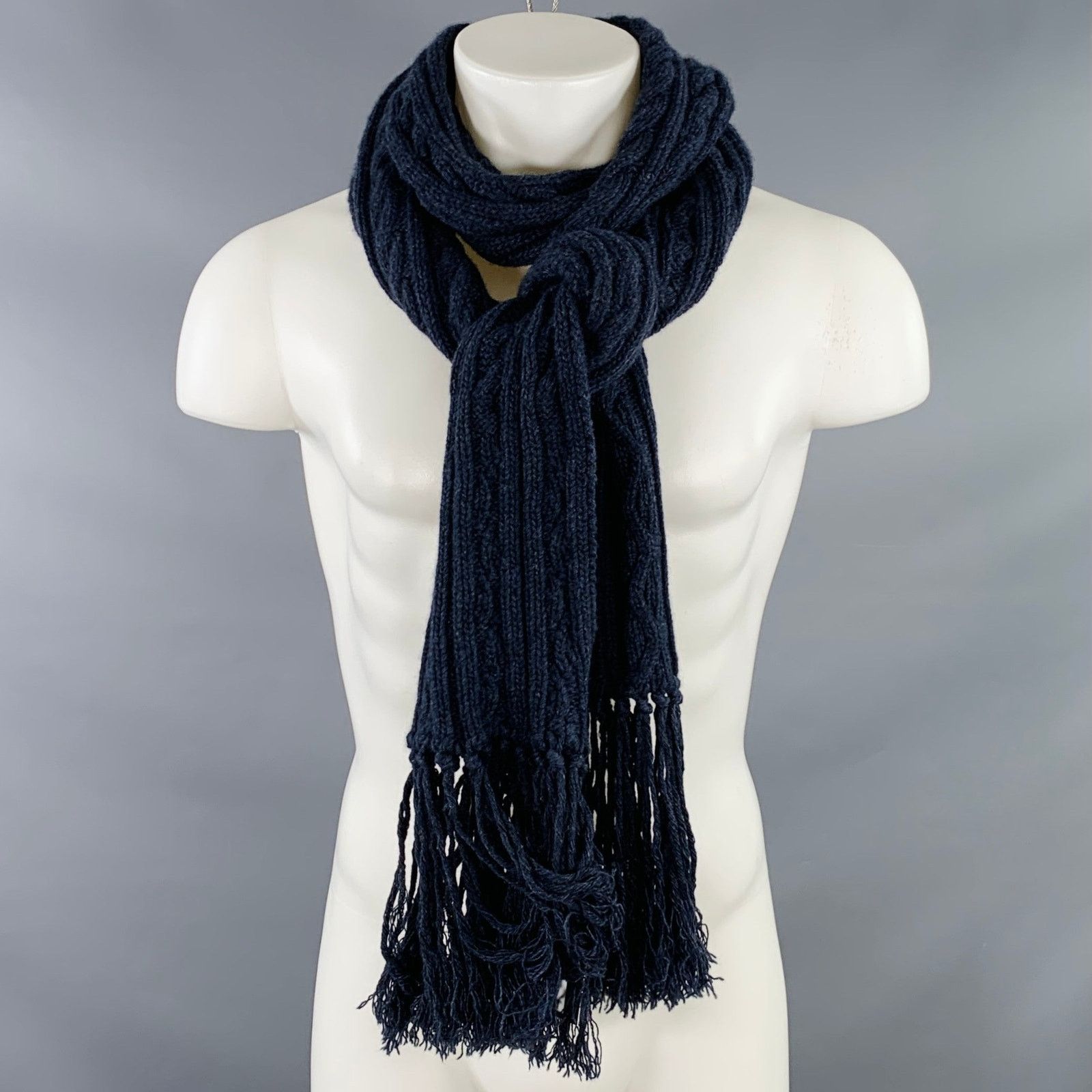 Vintage VINTAGE Navy Cable Knit Fringe Scarf Size ONE SIZE - 4 Thumbnail