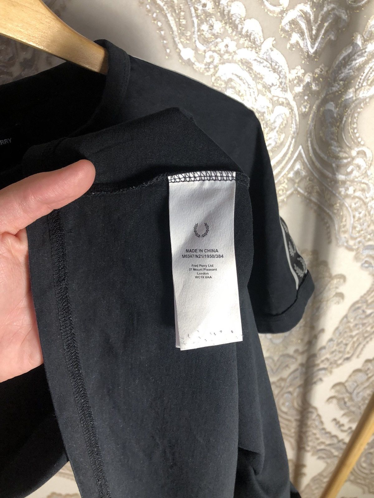 Fred Perry × Vintage VERY RARE FRED PERRY MONOGRAM LAMPAS CLASSIC DESIGNER TEE Size US L / EU 52-54 / 3 - 4 Thumbnail
