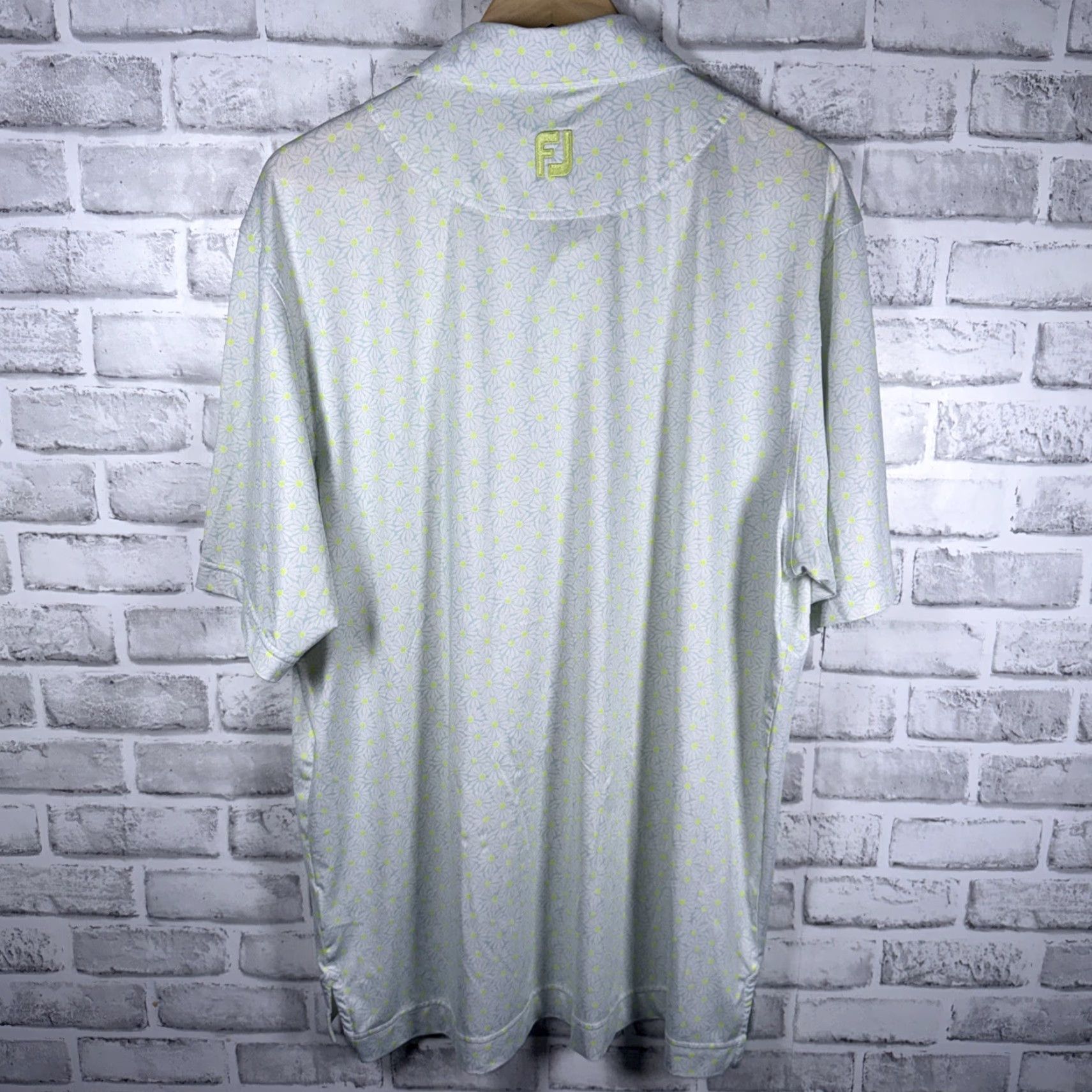 Footjoy FootJoy Polo Shirt Mens Size L White Floral Pattern Shirt Size US L / EU 52-54 / 3 - 4 Thumbnail