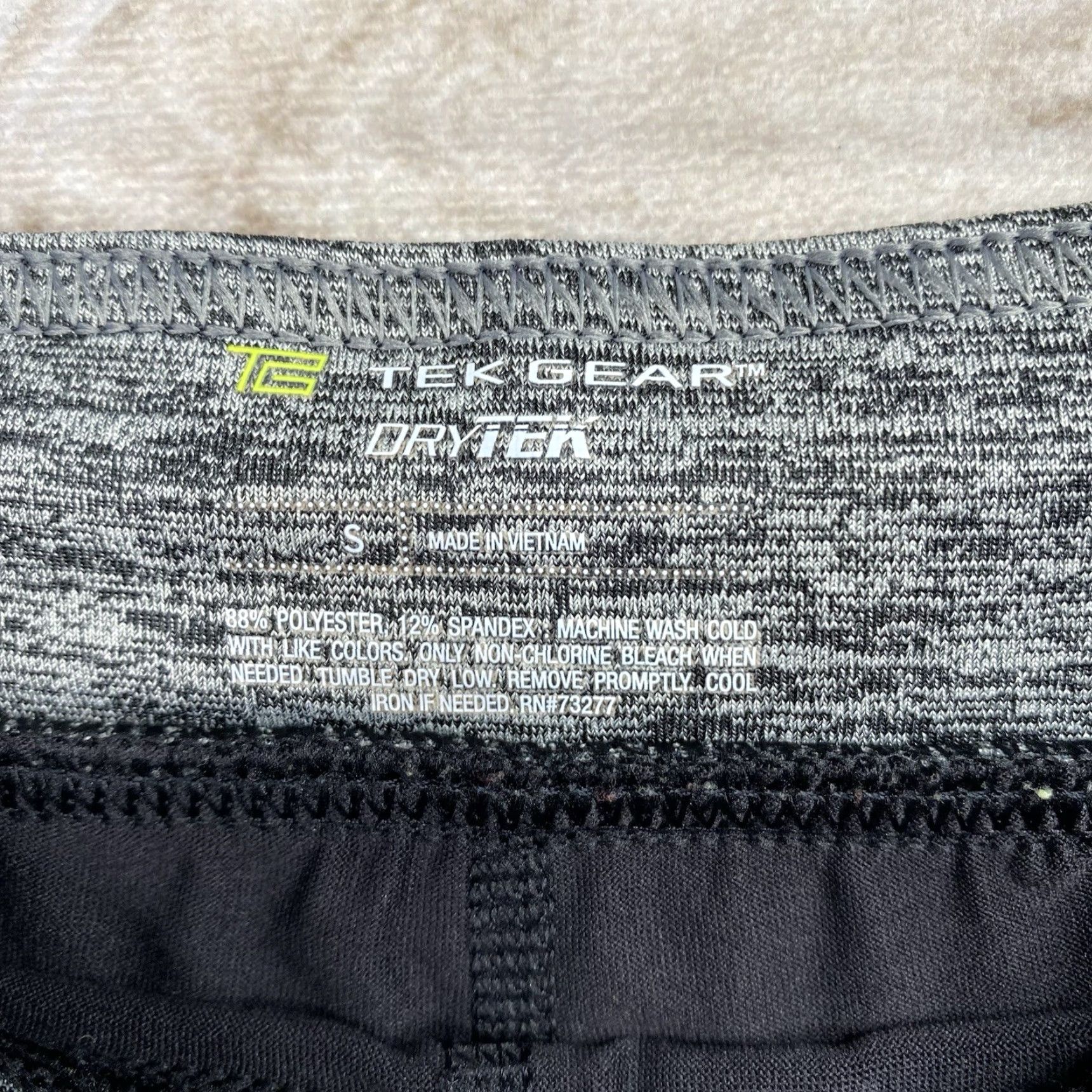 Tek Gear Tek Gear DryTek Skort Womens S Black Heather Knit Golf Activewear Skort Mens Womens Girls? Size 28" / US 6 / IT 42 - 7 Thumbnail