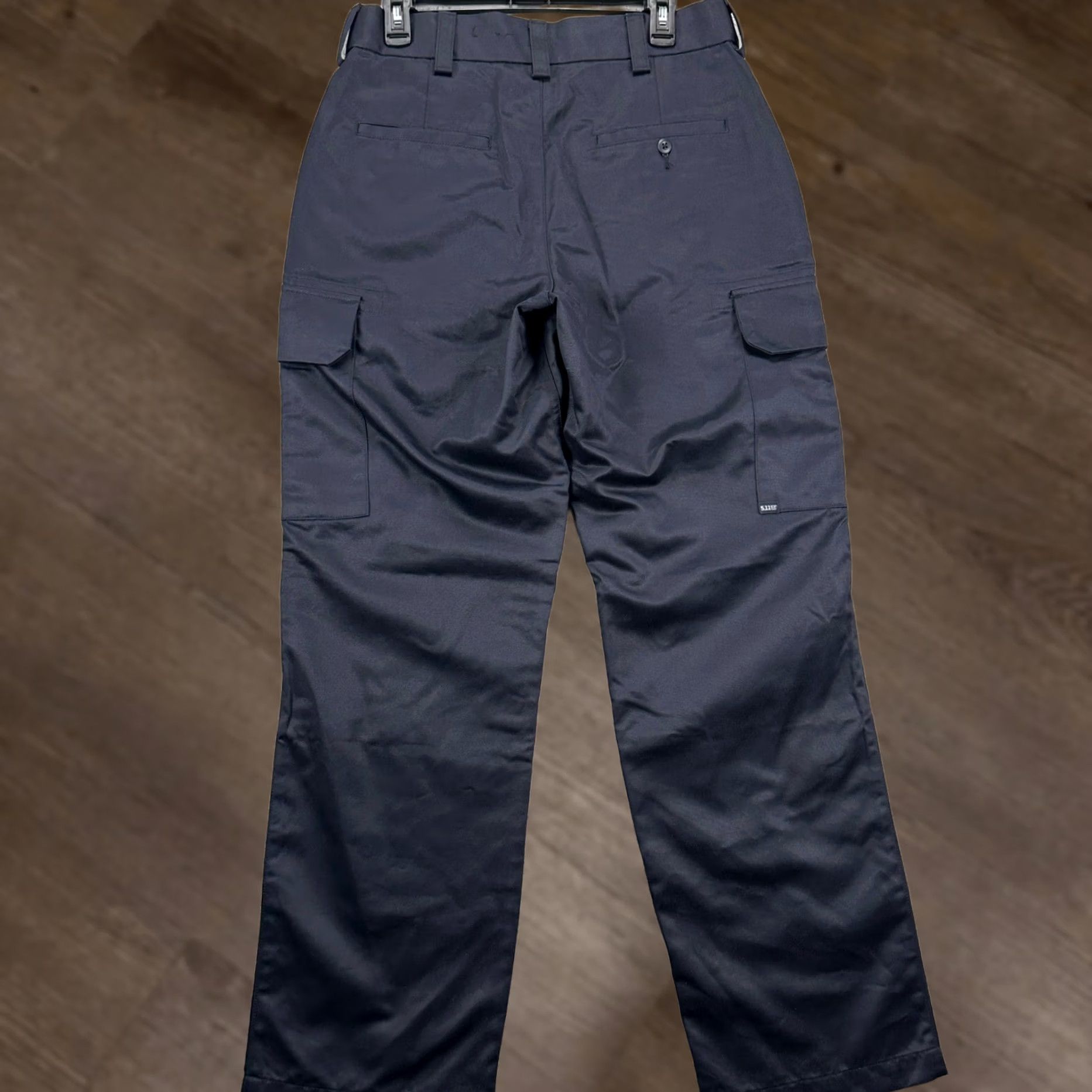 Vintage VINTAGE 5.11 Tactical Men Cargo Pants 32X32 Dark Blue Military Pocket Straight Workwear Size US 32 / EU 48 - 1 Thumbnail