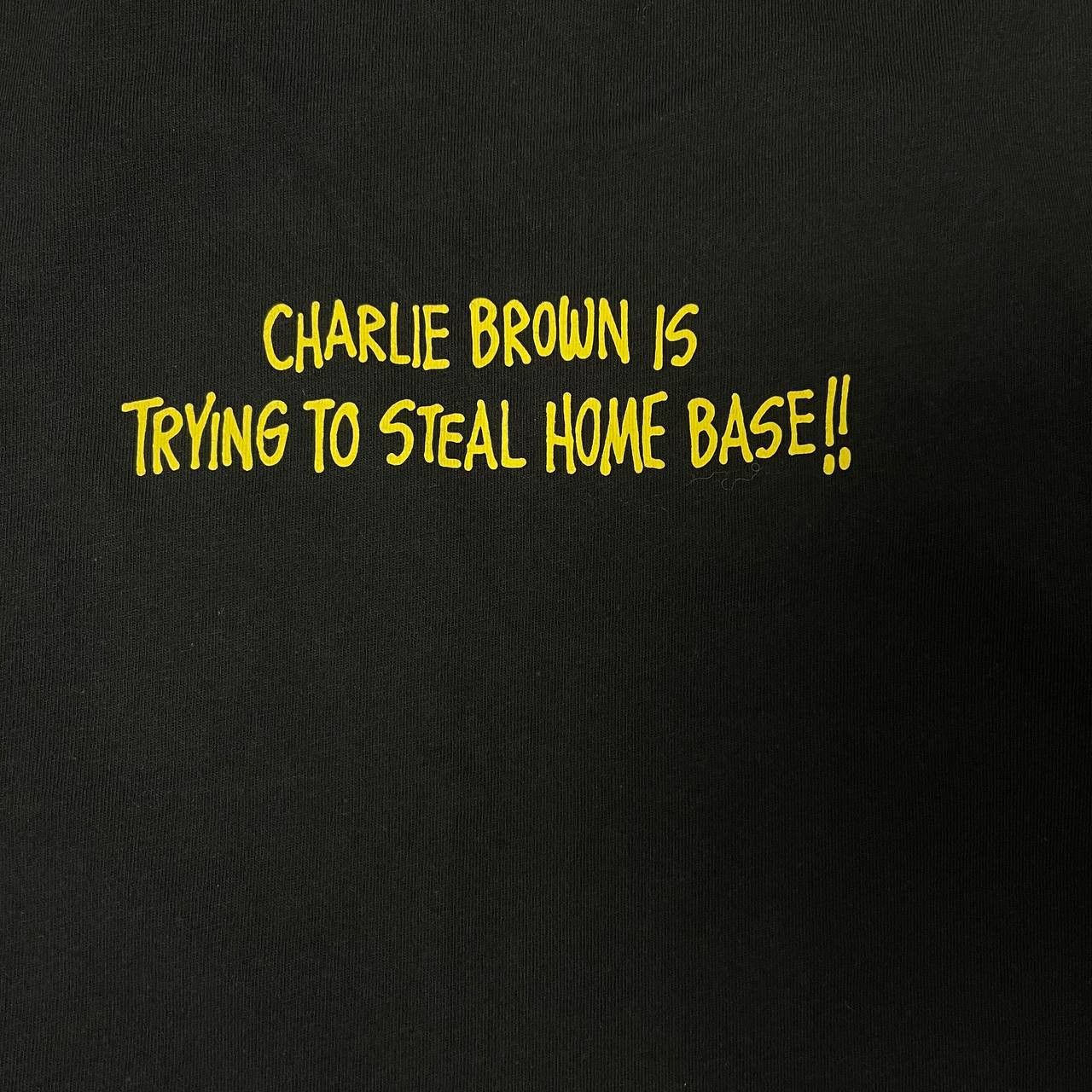 Vintage Vintage uniqlo t-shirt black basic print Size US L / EU 52-54 / 3 - 4 Thumbnail