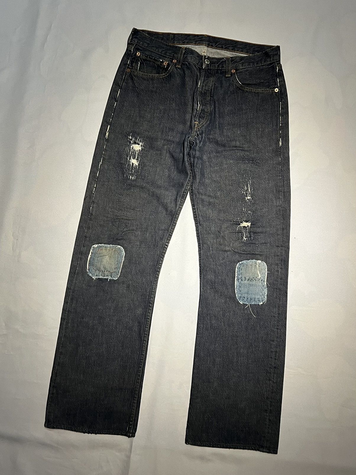Jean × Levi's VINTAGE LEVIS 501 DENIM PATCH RIPPED JEANS PANT Size US 34 / EU 50 - 3 Thumbnail